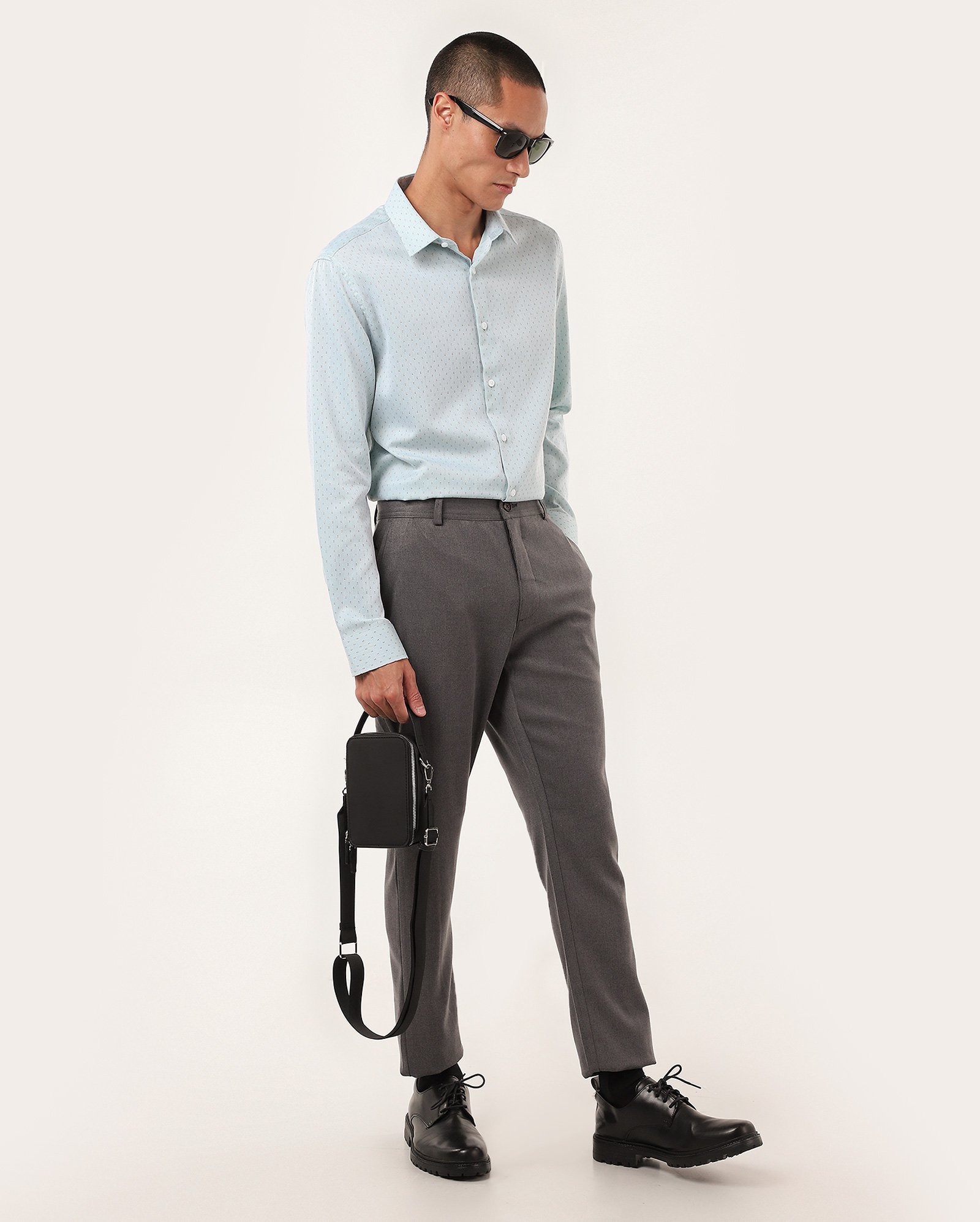 Calça masculina alfaiatada slim smart chino - Cinza Escuro