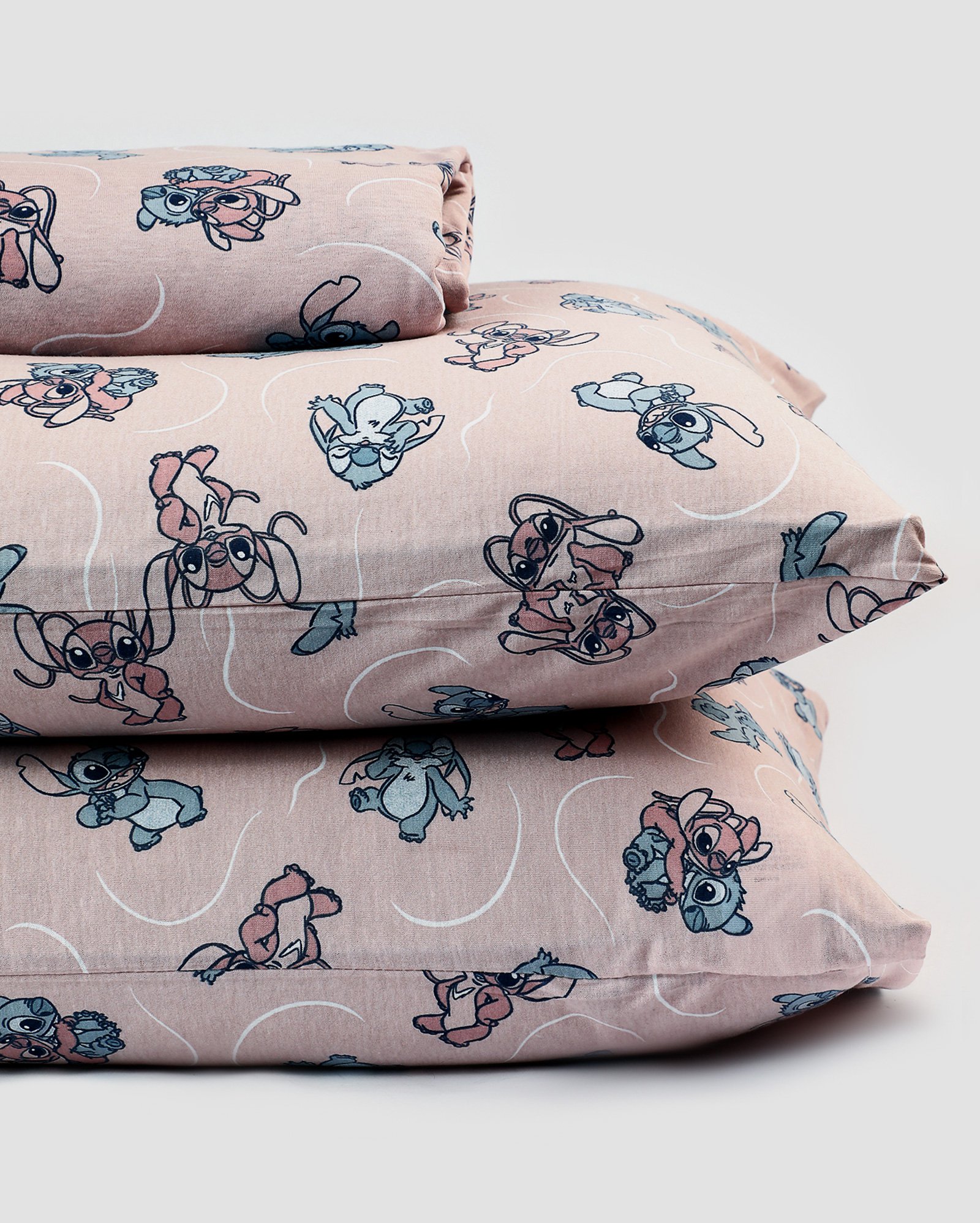 Jogo de cama casal 3 peças malha Stitch e Angel rosa | Casa Riachuelo