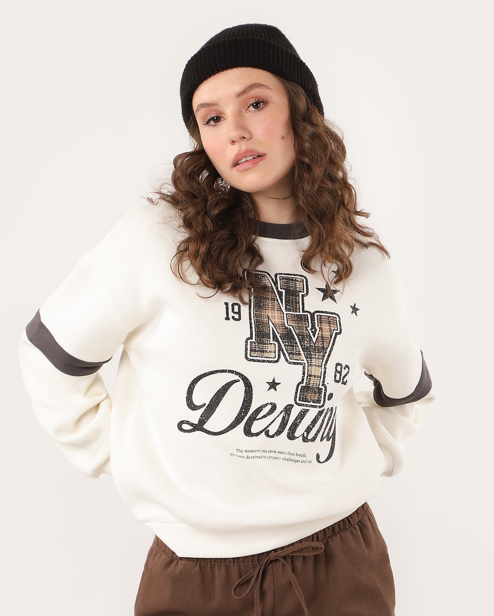 Blusa de moletom feminina com felpa NY off-white | Pool