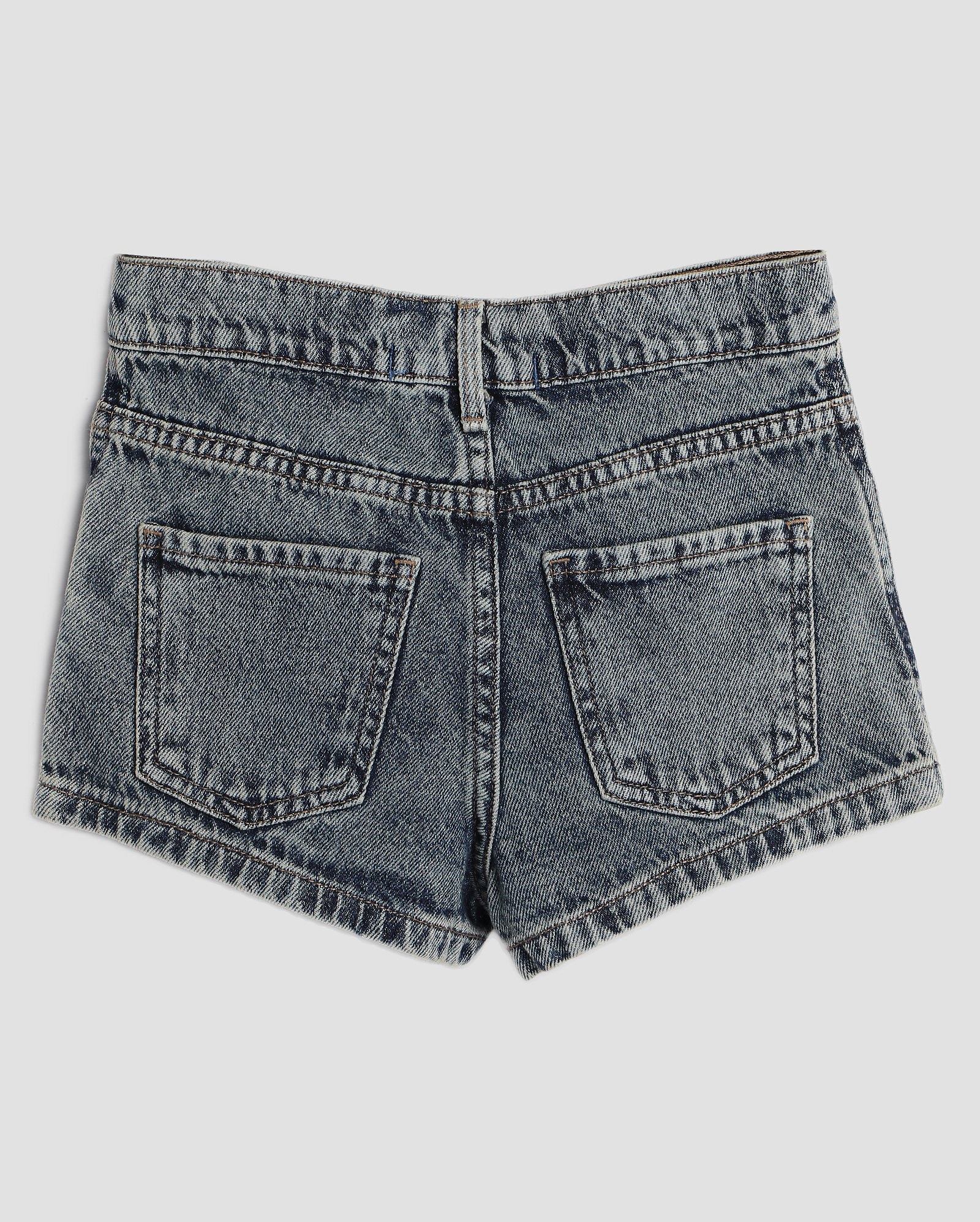 Short jeans infantil regular com tachas 4-10A denim médio | Pool Kids