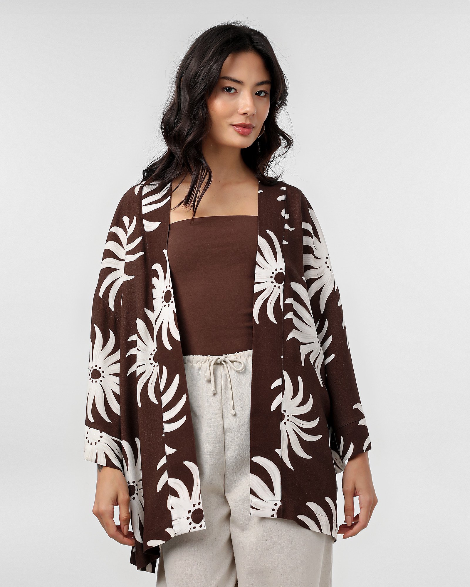 Kimono feminino floral marrom | Pool