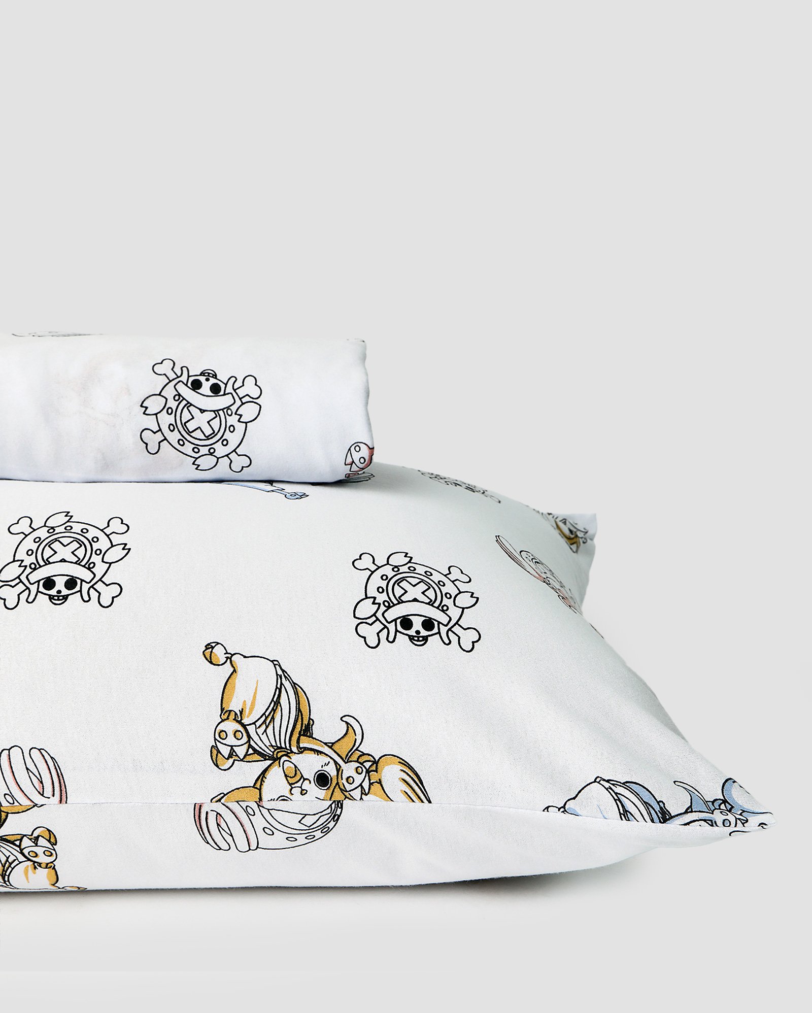 Jogo de cama solteiro 2 peças ícones One Piece branco | Casa Riachuelo