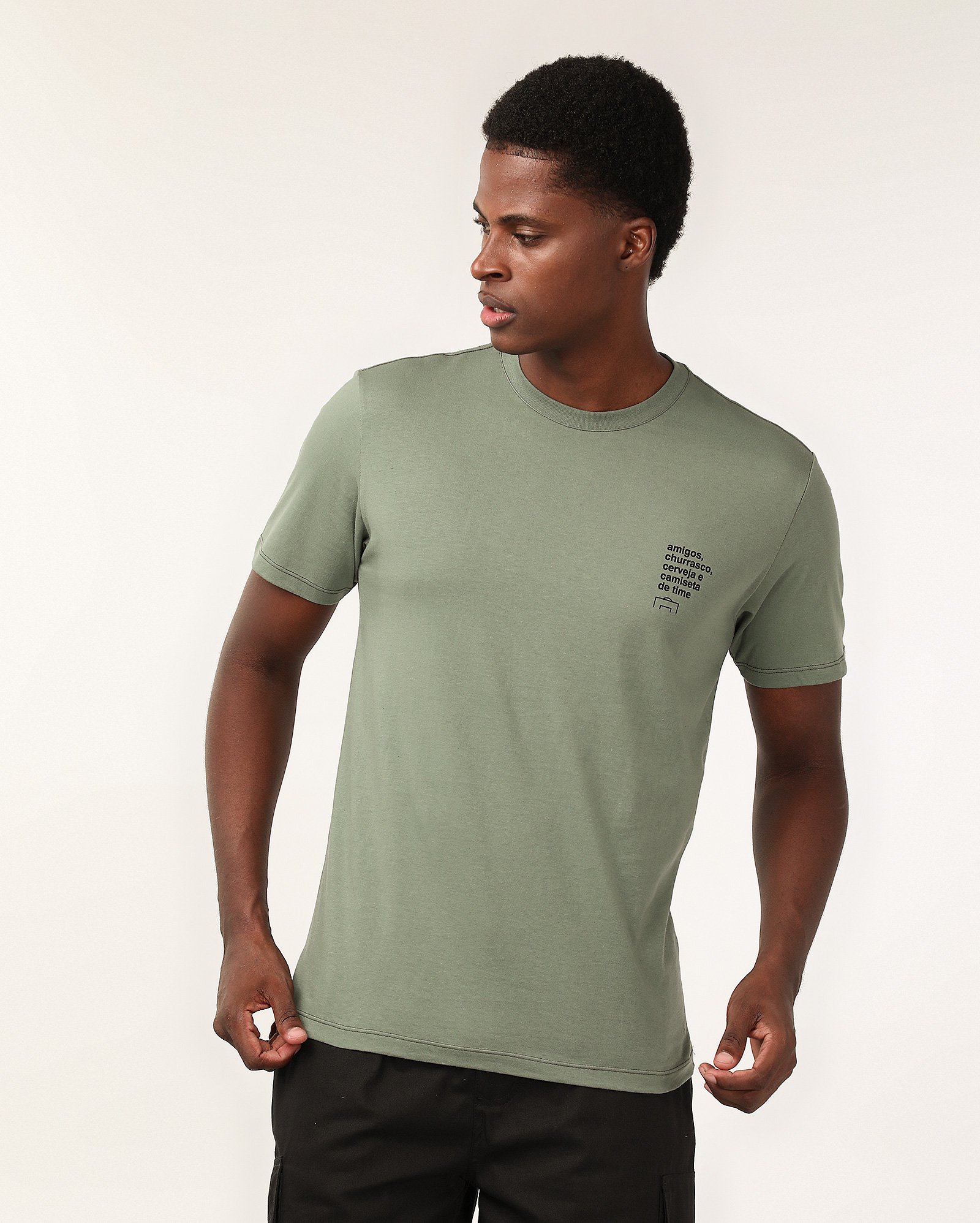 Camiseta masculina regular lettering futebol verde