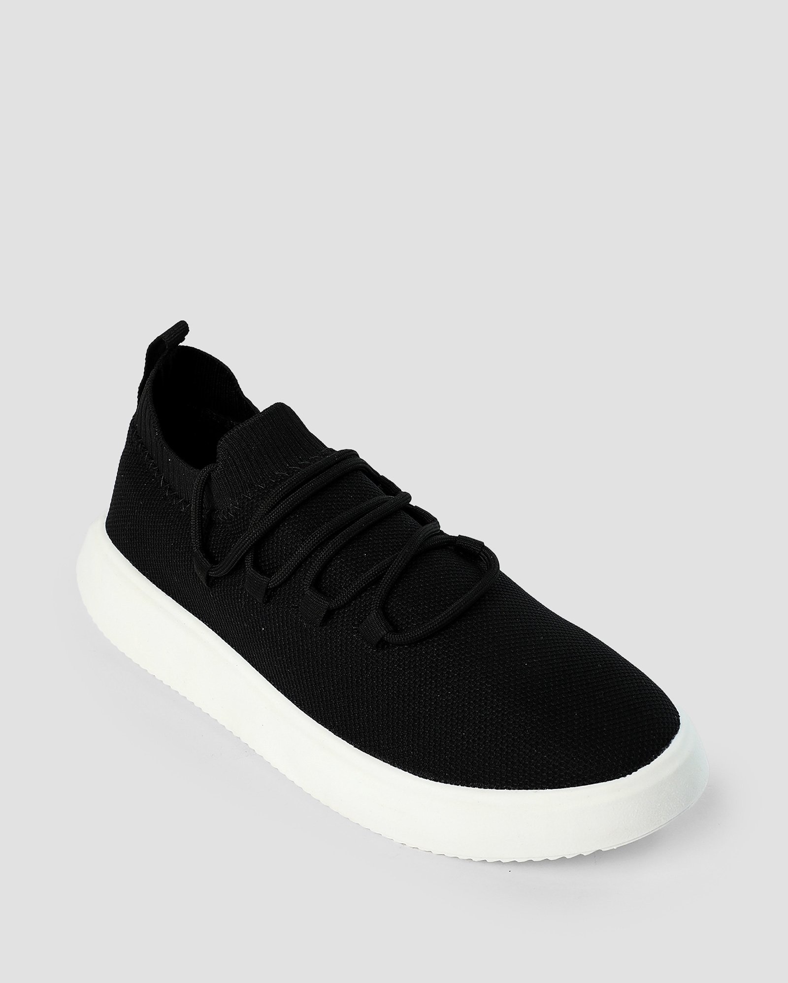 Tênis masculino knit cano baixo com cadarço preto | Riachuelo