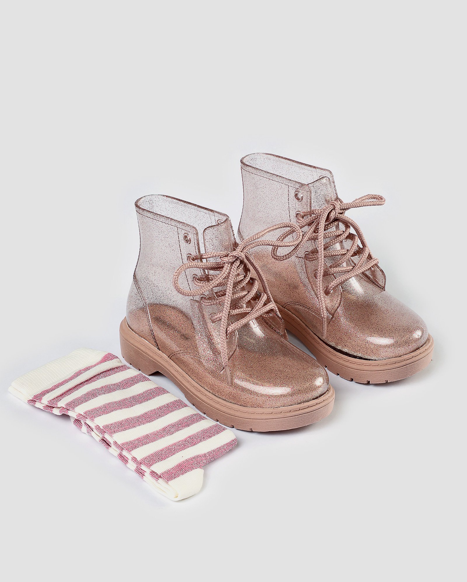 Bota coturno infantil brilhosa + meia listras rosa | Riachuelo