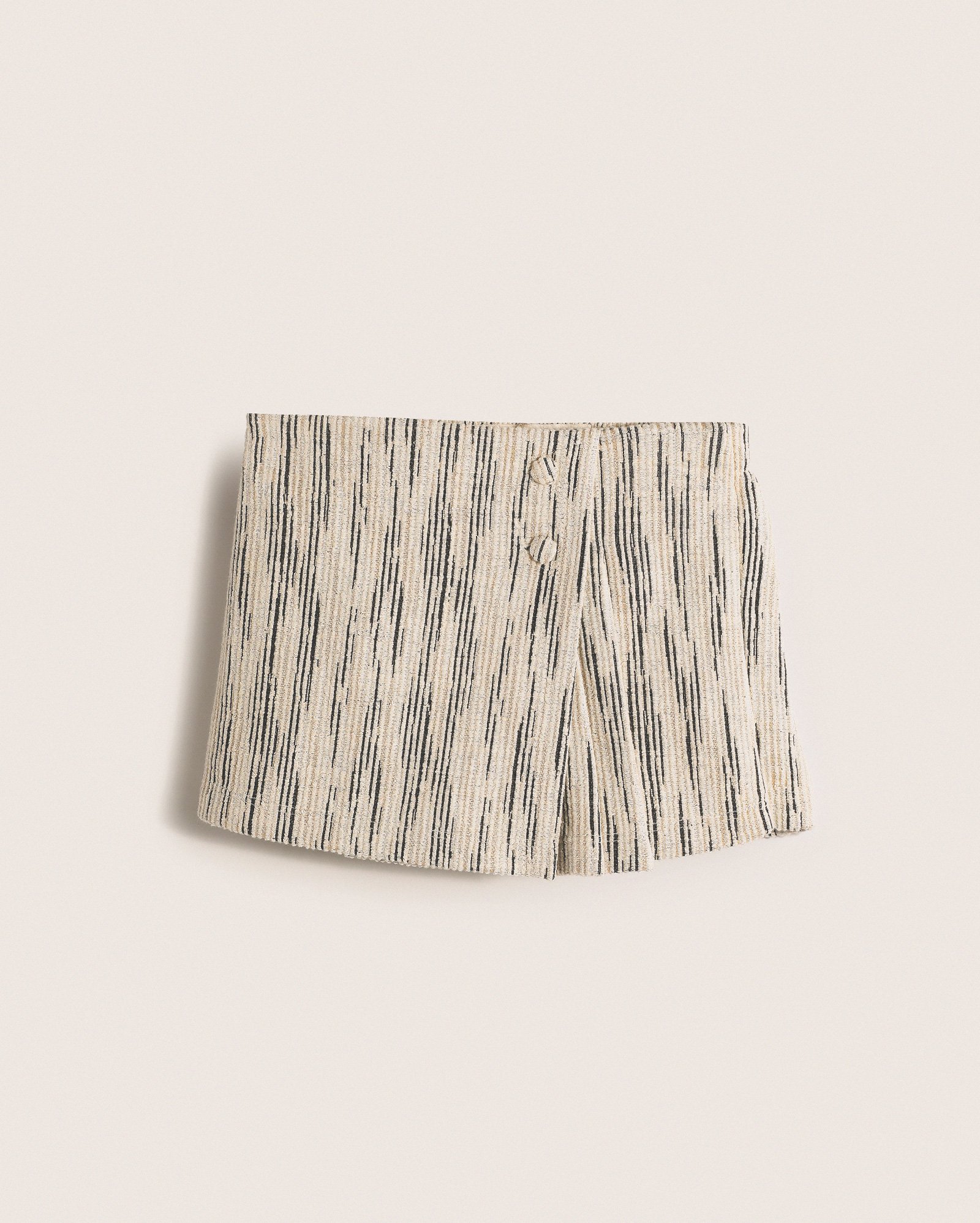 Short-saia infantojuvenil tweed com pregas 4-12A bege | Missinclof + Riachuelo