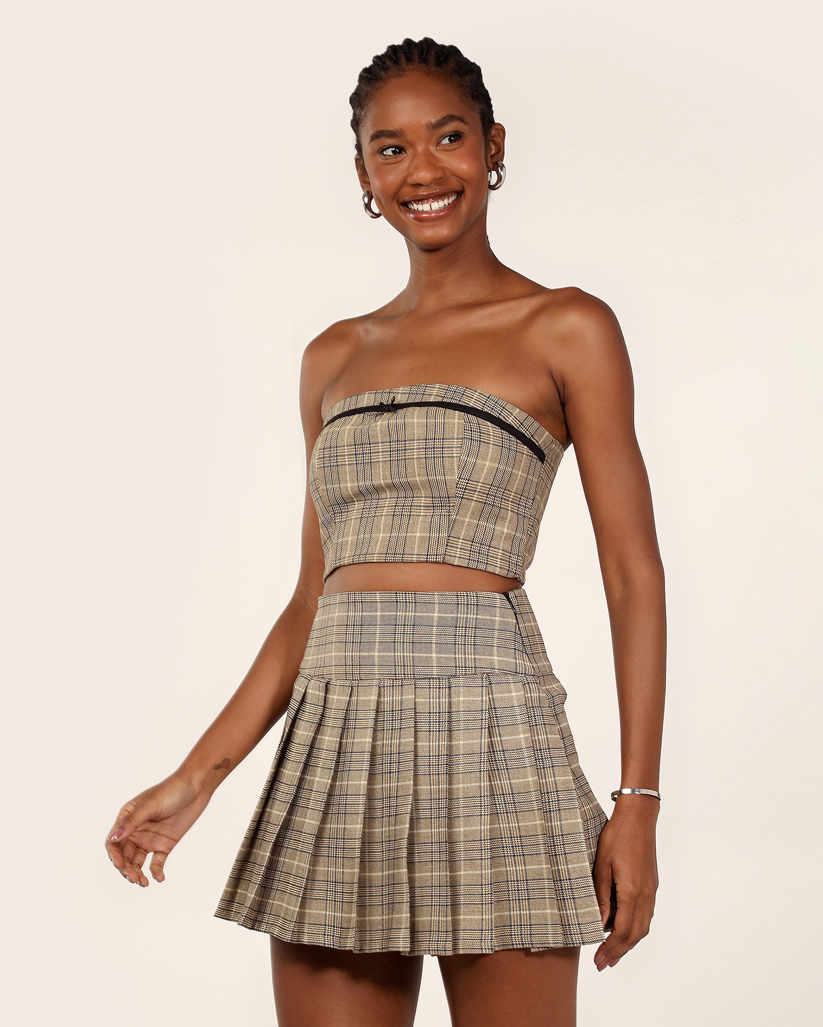 Top strapless xadrez com lastex bege | Pool