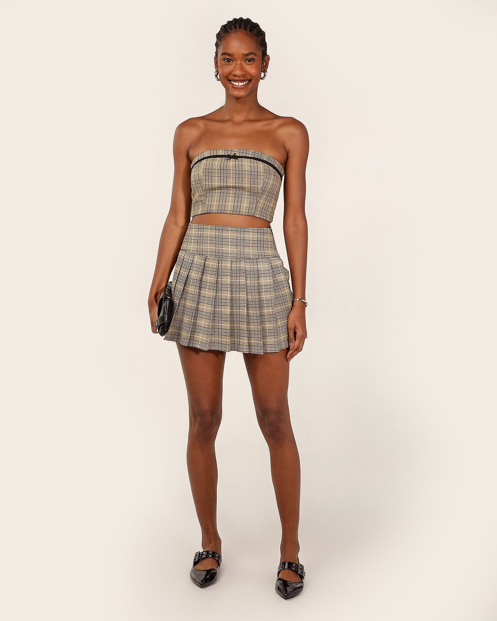 Top strapless xadrez com lastex bege | Pool — foto 2