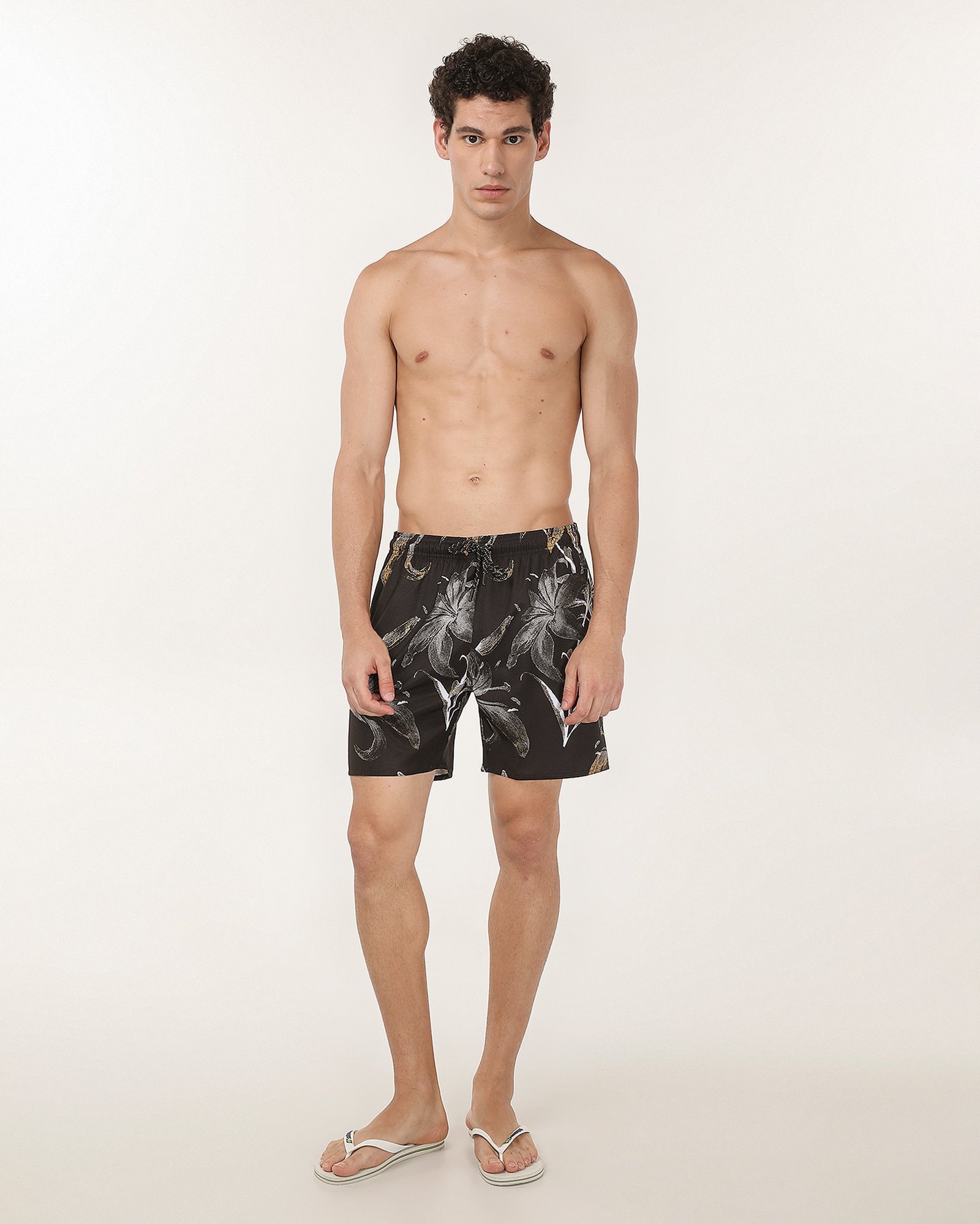 Short água masculino cós elástico e cordão floral preto | Pool — foto 5