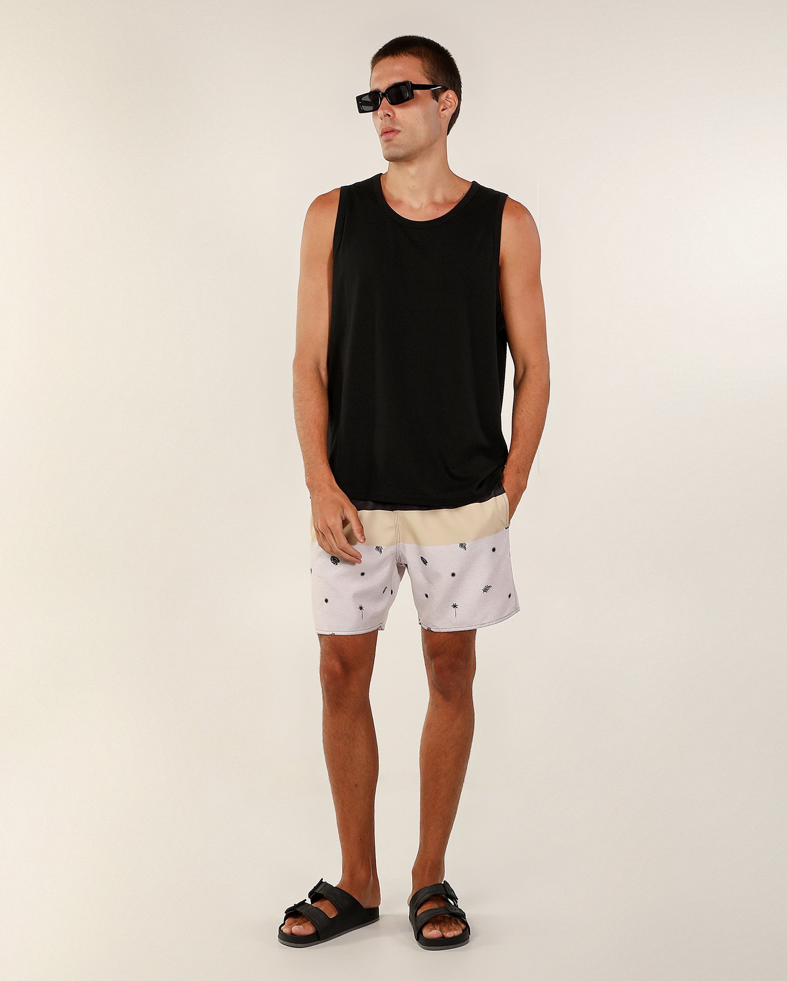 Short água masculino coqueiros listras multicor | Pool