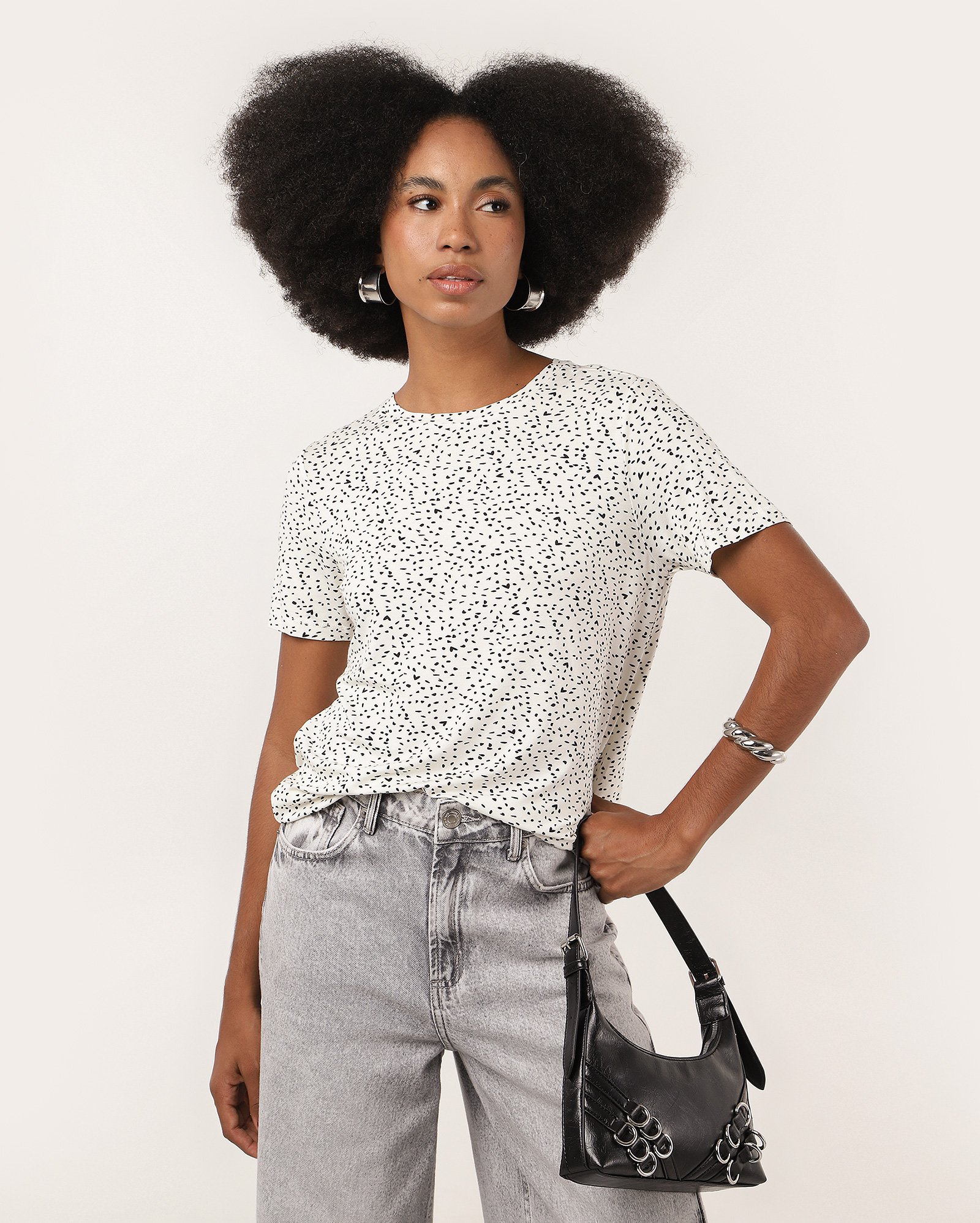 Blusa feminina alongada Cora abstrata branca | AK by Riachuelo