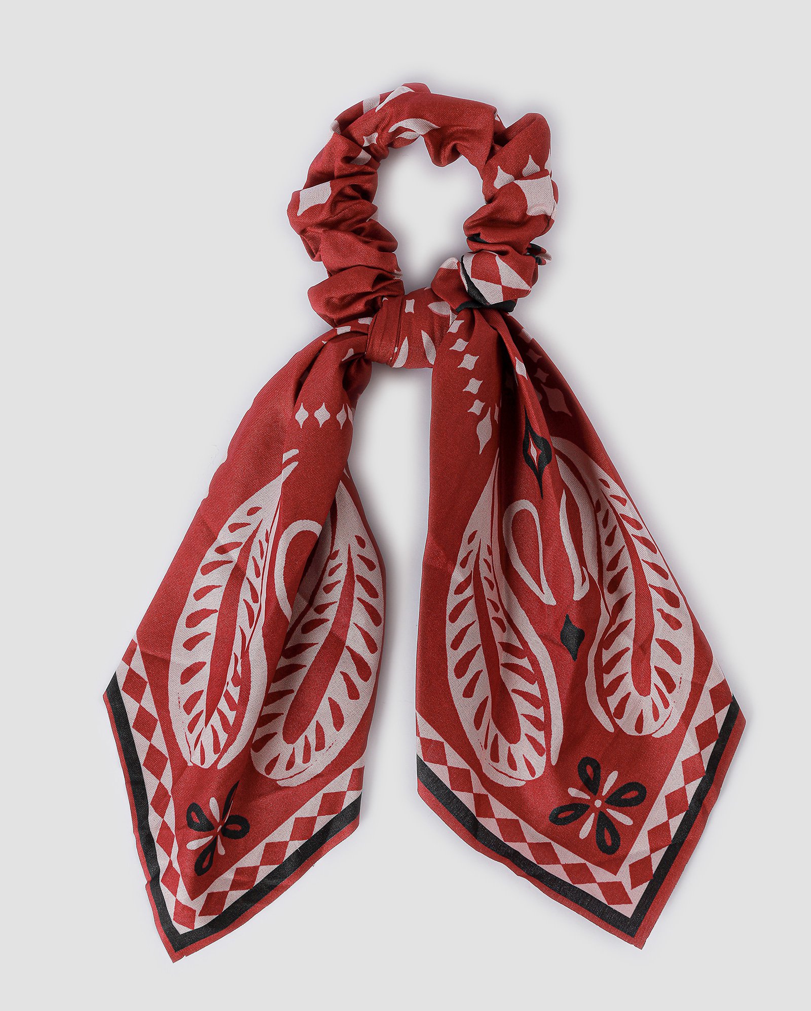Elástico de cabelo scrunchie bandana vermelho | Accessori by Riachuelo