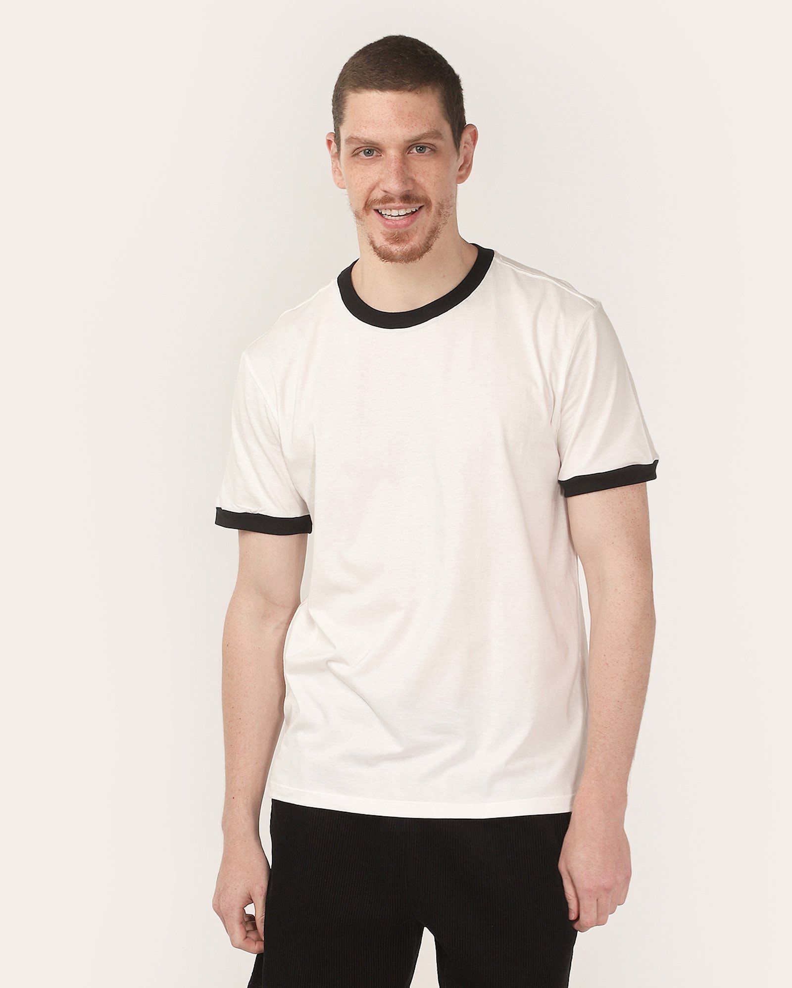 Camiseta masculina gola careca com viés branca | Pool