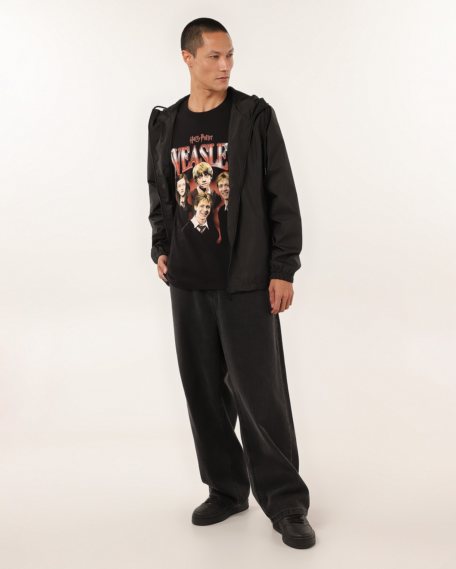 Camiseta masculina oversized Harry Potter Weasley preta | FANLAB