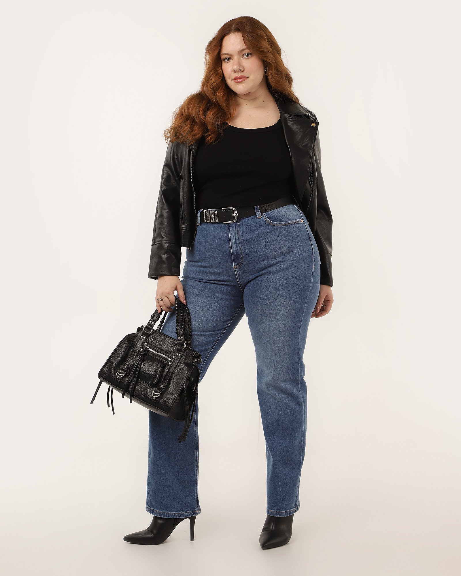 Calça jeans plus size feminina reta cintura média - Jeans Médio | Pool Jeans