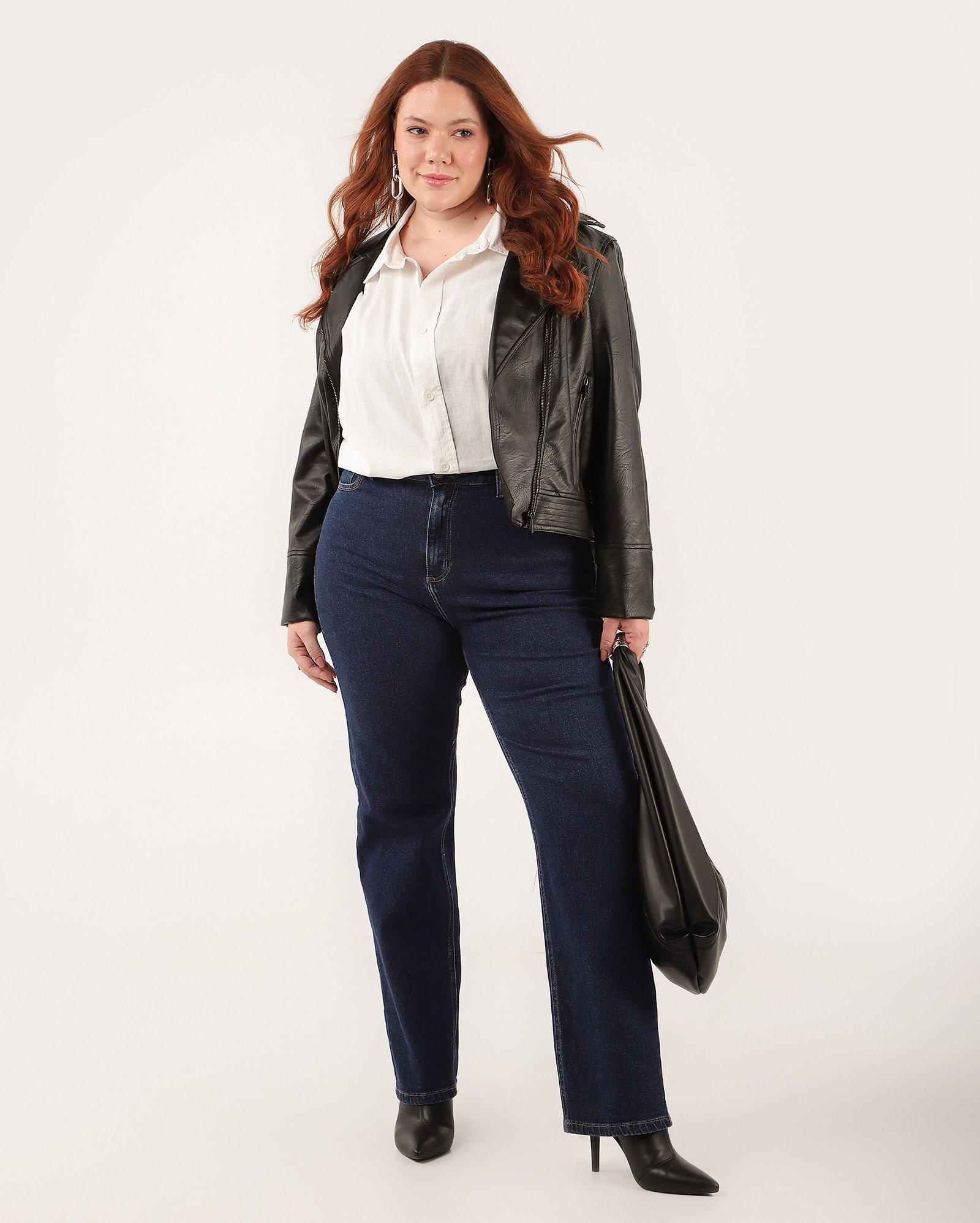 Calça jeans plus size feminina reta cintura média - Jeans Escuro | Pool Jeans