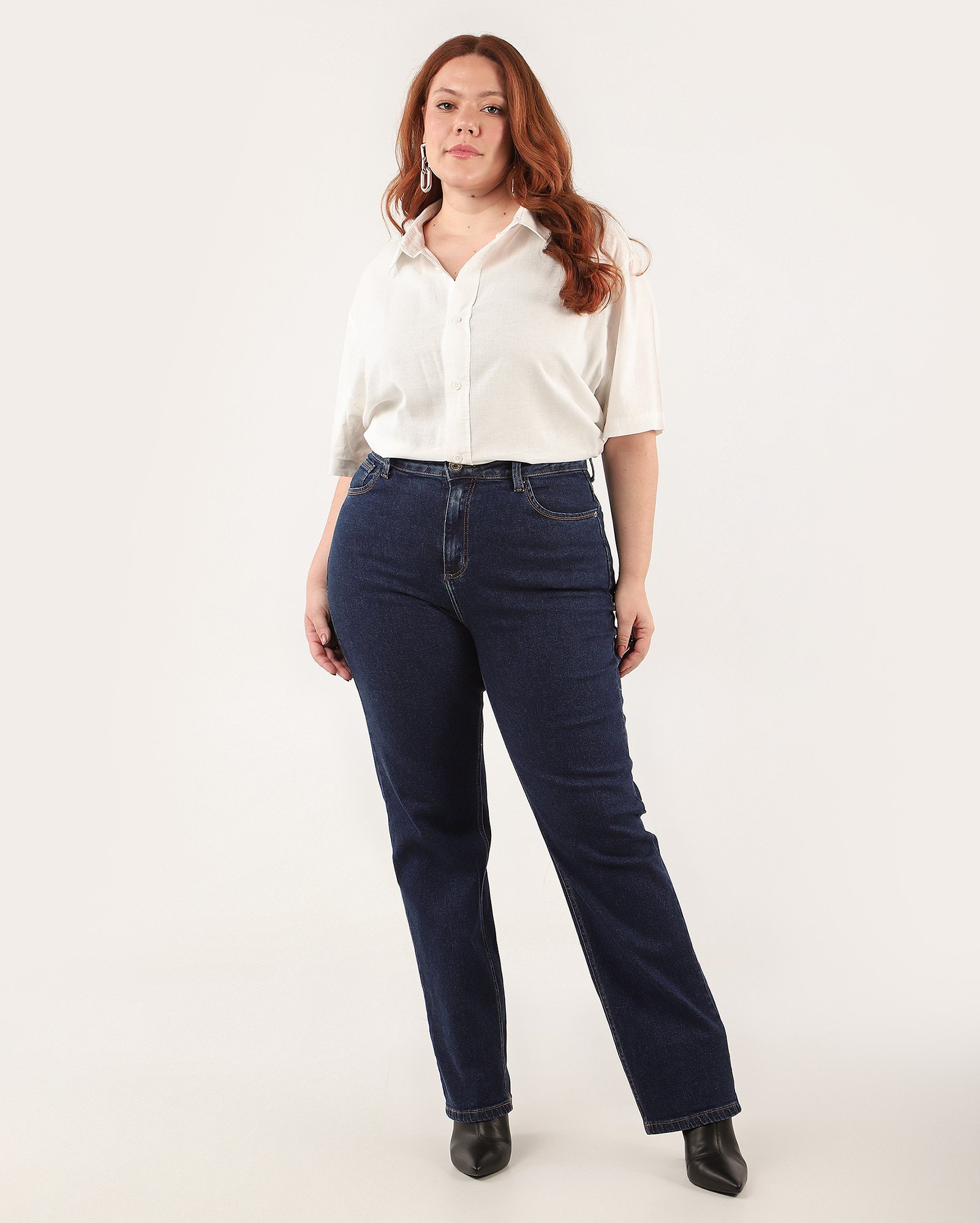 Calça jeans plus size feminina reta cintura média - Jeans Escuro | Pool Jeans