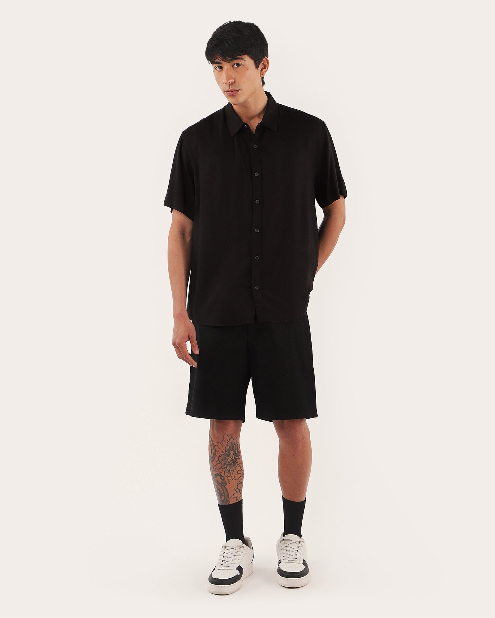 Camisa masculina regular em viscolinho - Preto