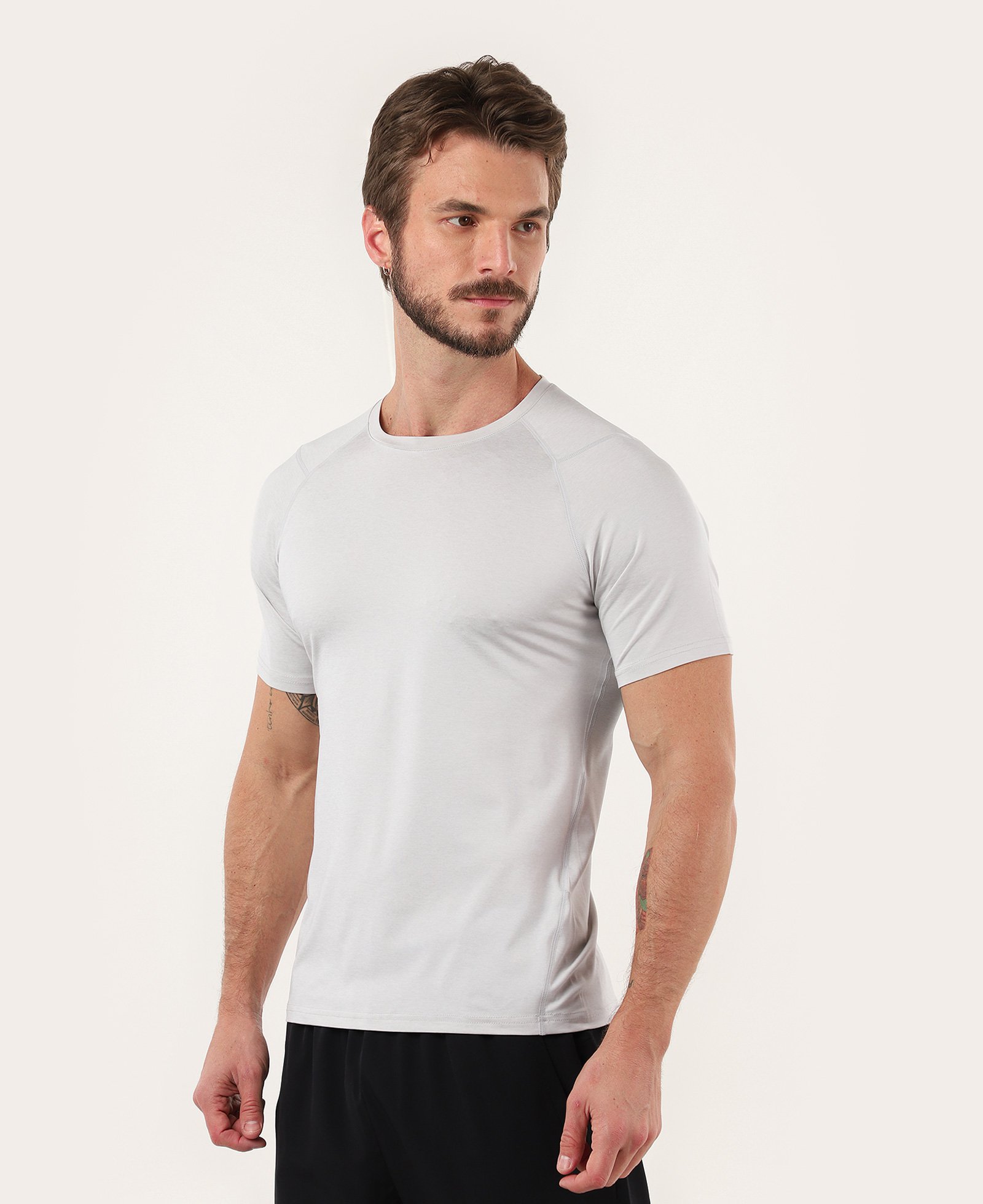 Camiseta masculina de corrida slim raglan - Cinza Claro | Body Work