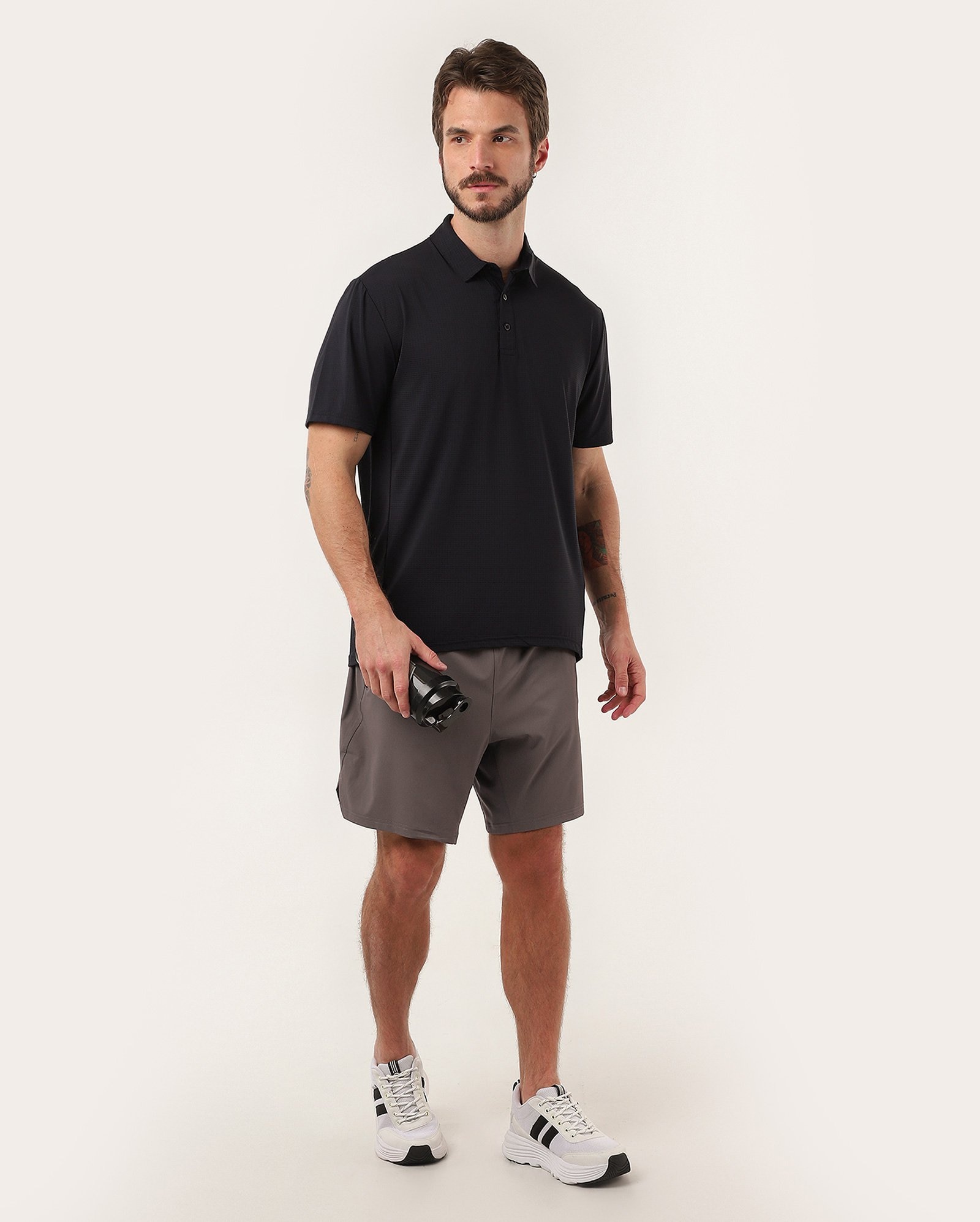 Bermuda masculina de treino com bolso funcional - Cinza | Body Work