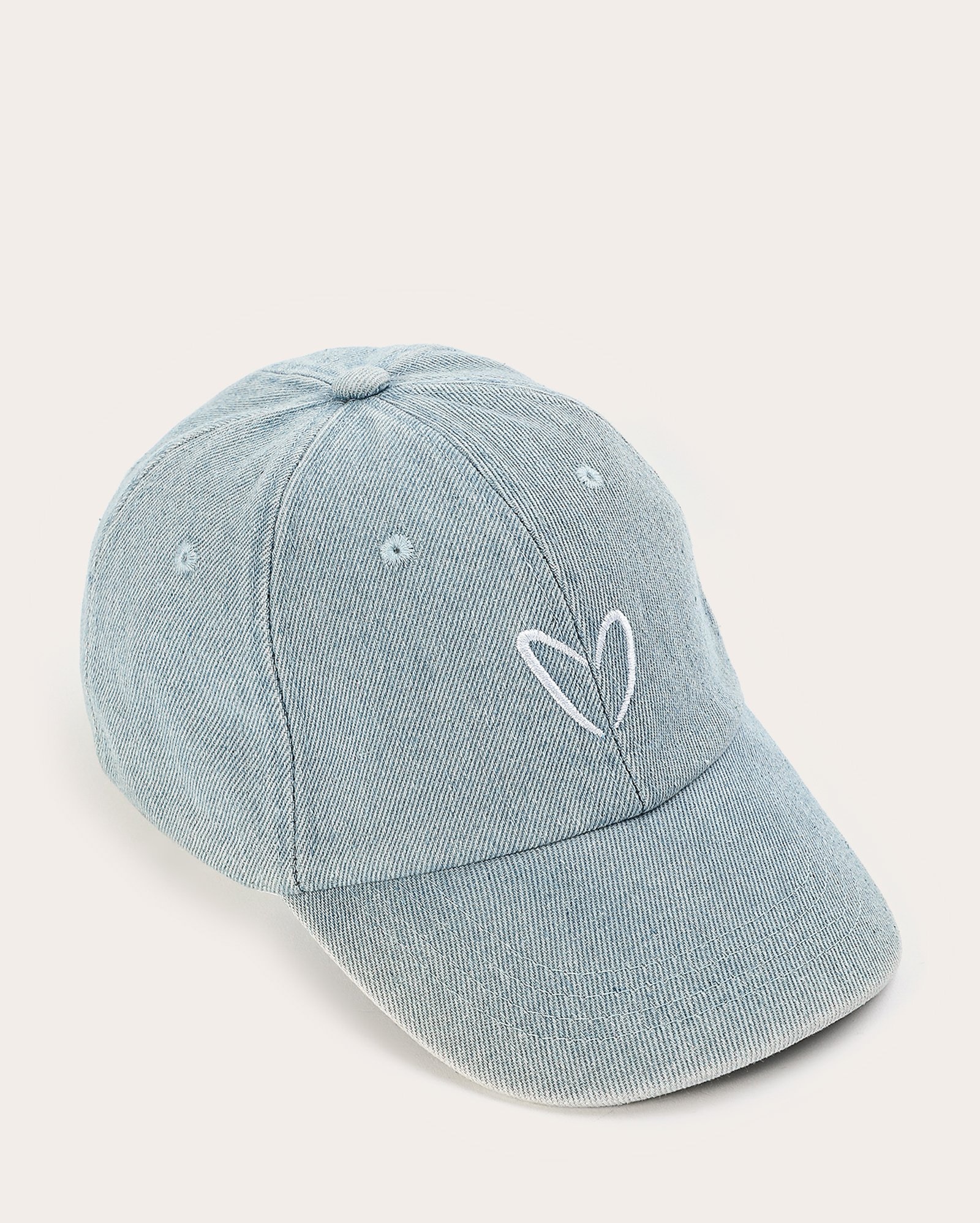 Boné jeans infantil aba curva coração denim claro | Accessori by Riachuelo