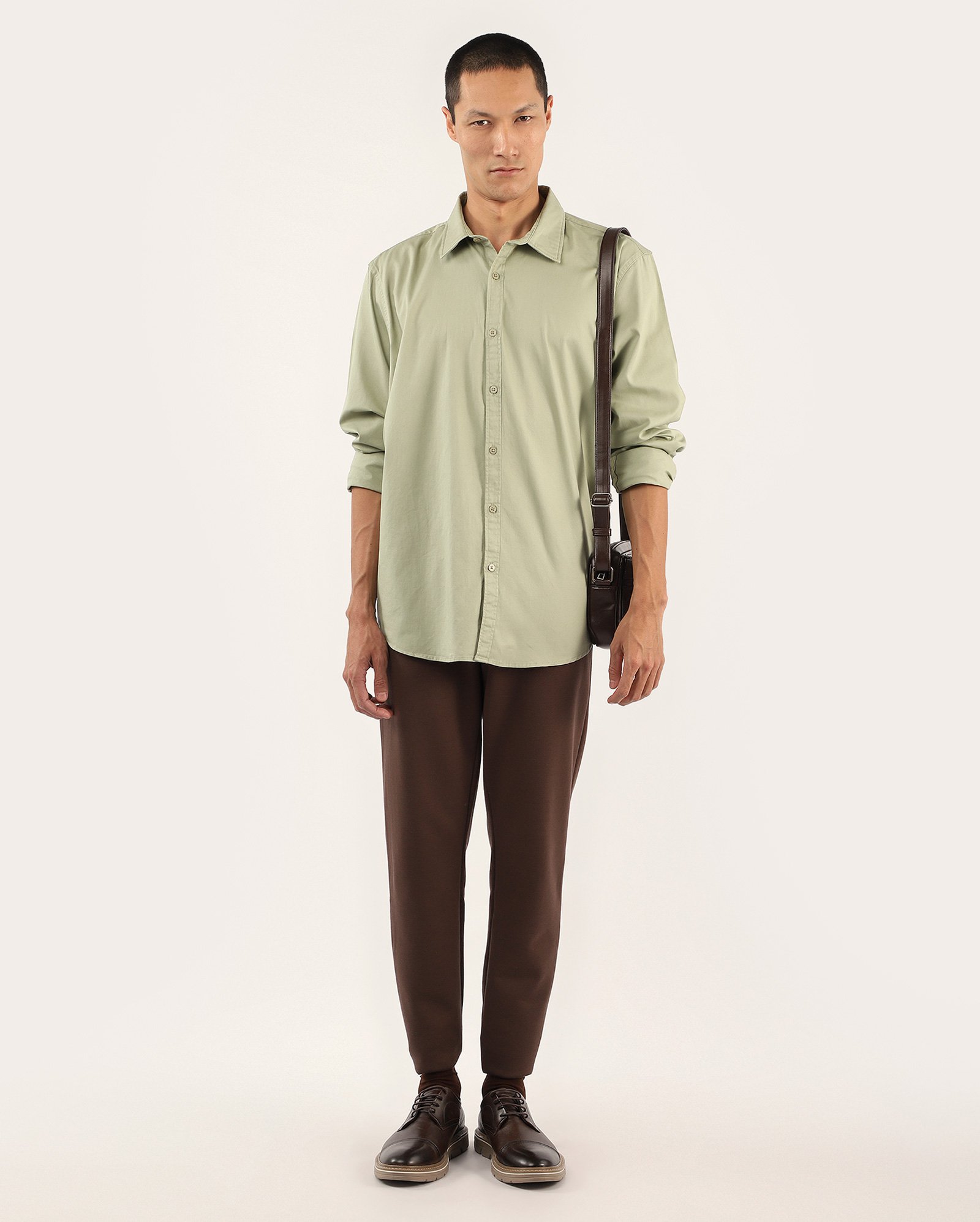 Camisa social masculina regular lisa - Verde Claro
