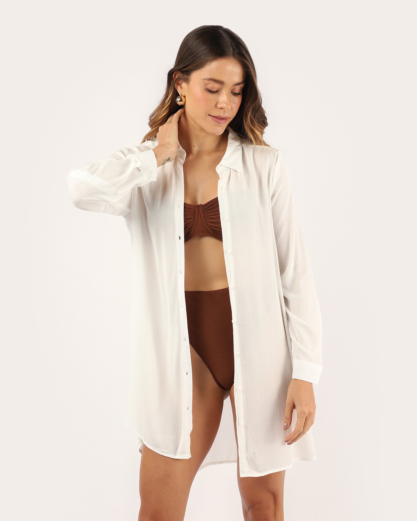 Saída de praia chemise curta viscose botão - branca