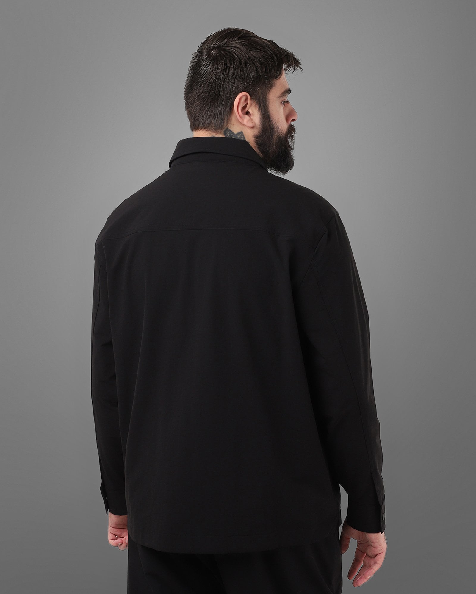 Overshirt plus size masculina Tech D-Ultras resistente à água preta — foto 5