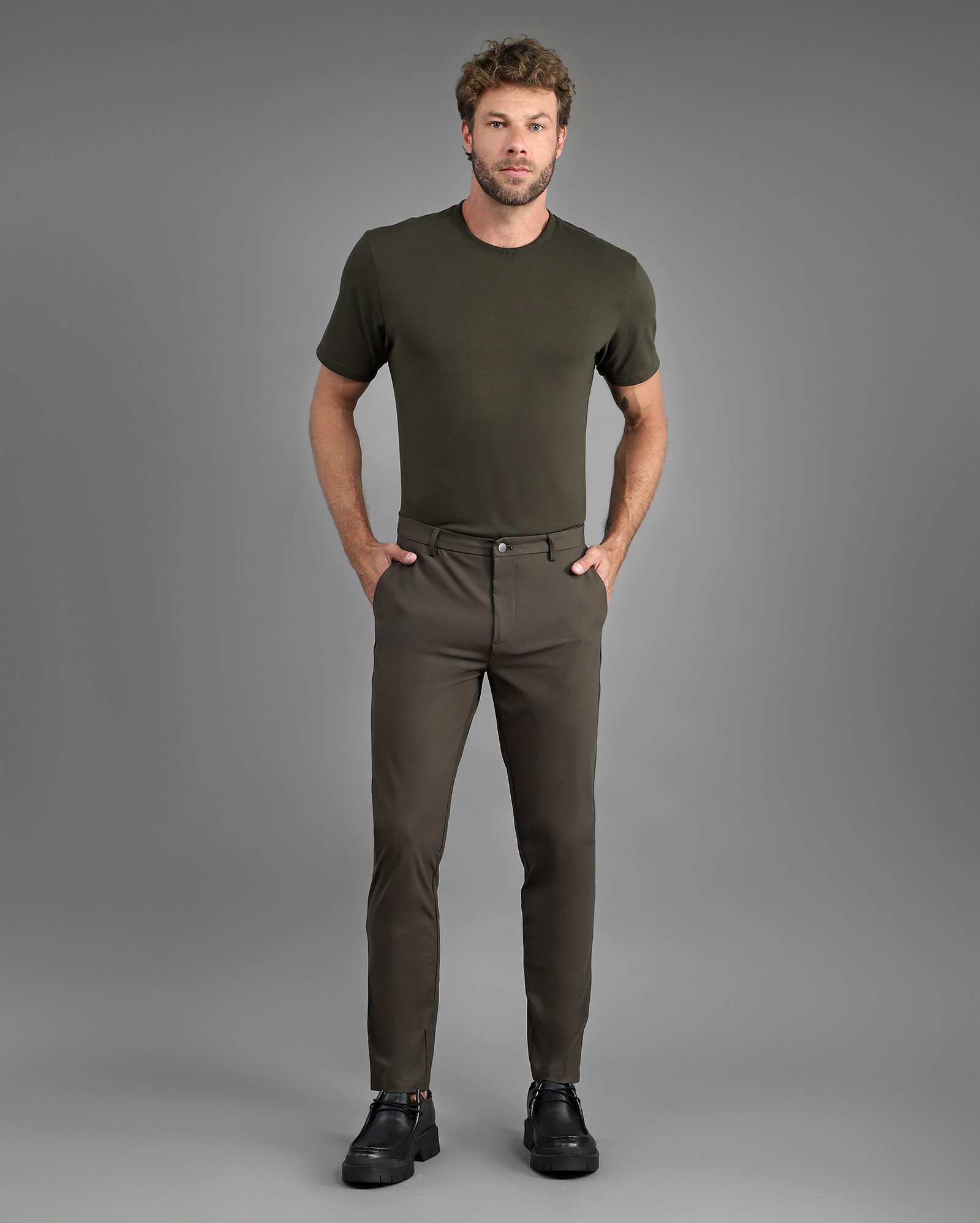 Calça masculina Tech D-Ultra alfaiatada - Cinza