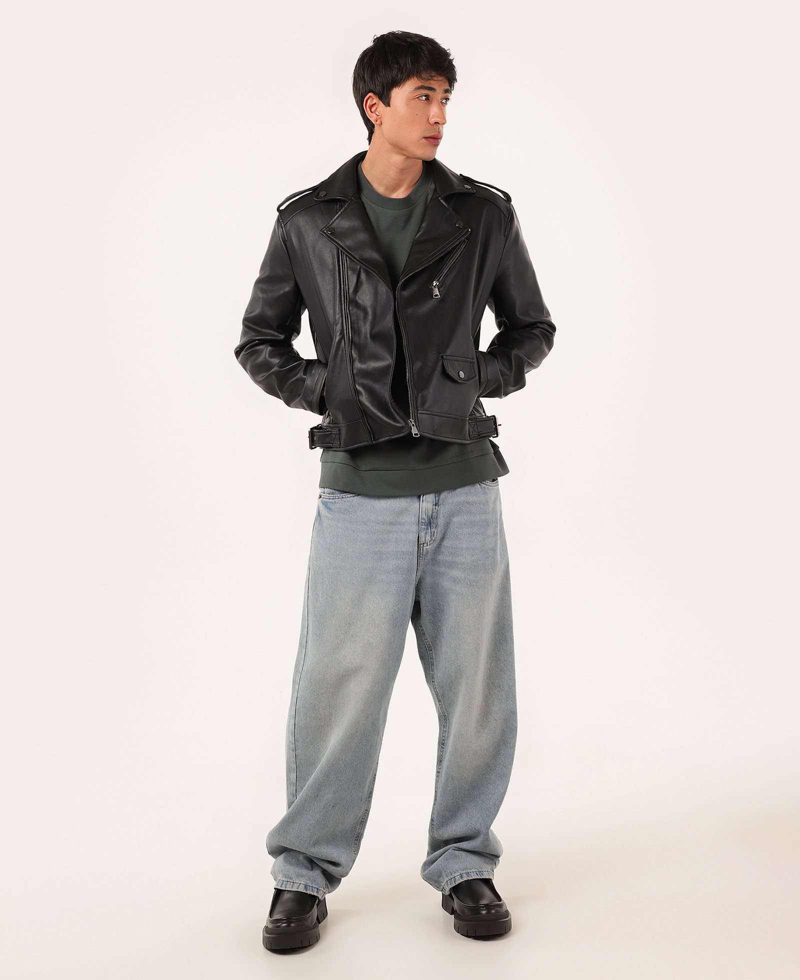 Camiseta masculina relaxed raglan - cinza