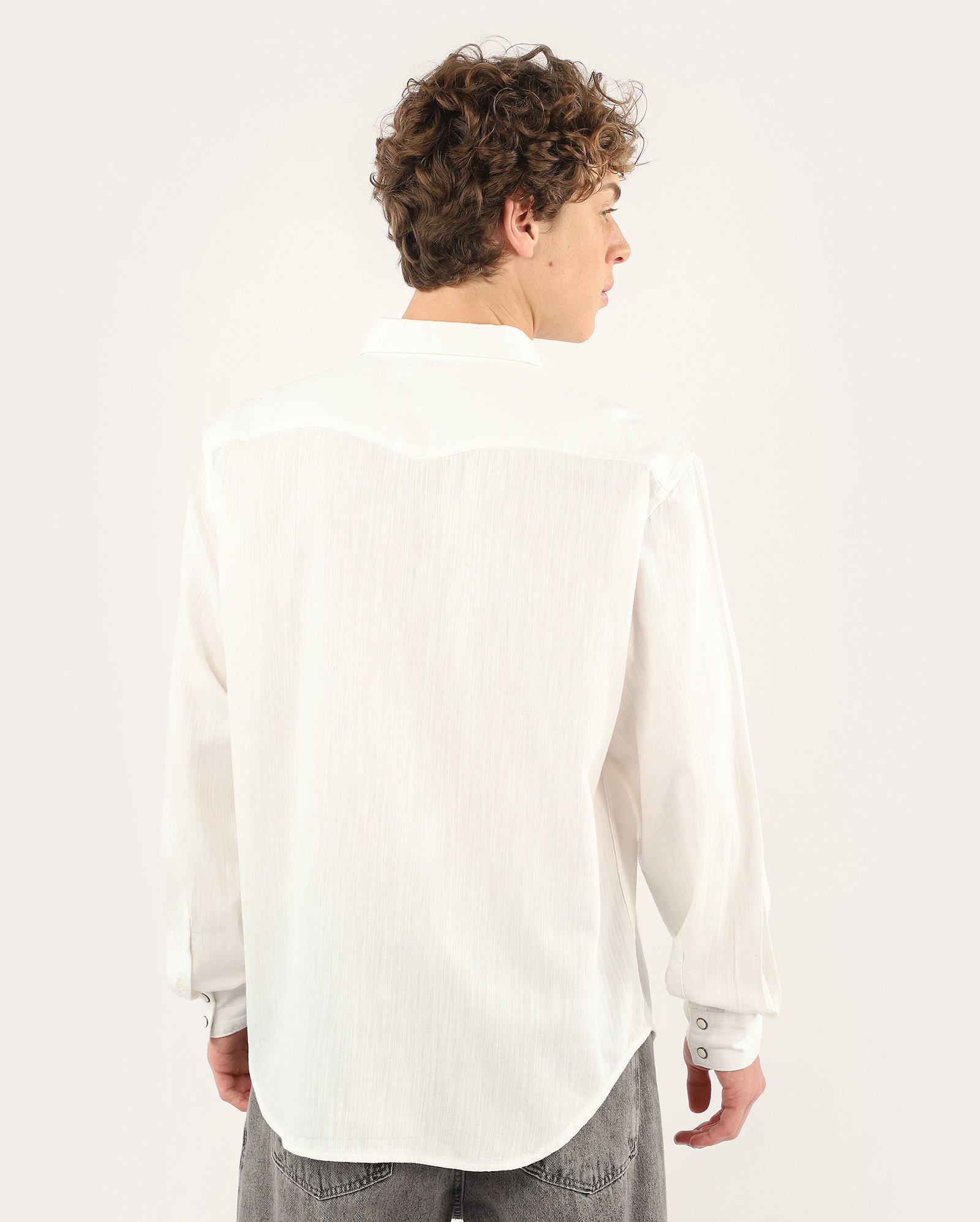 Camisa sarja masculina western com bolsos branca | Pool Jeans — foto 6
