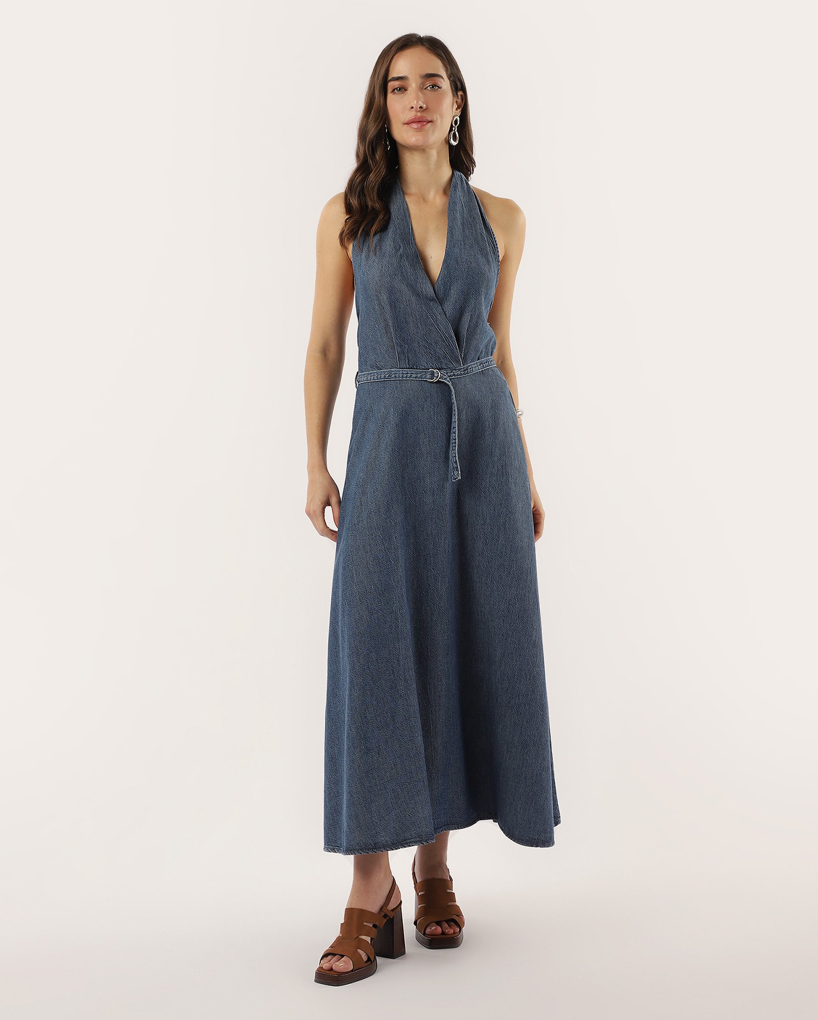 Vestido jeans midi evasê com cinto denim escuro | Pool Jeans