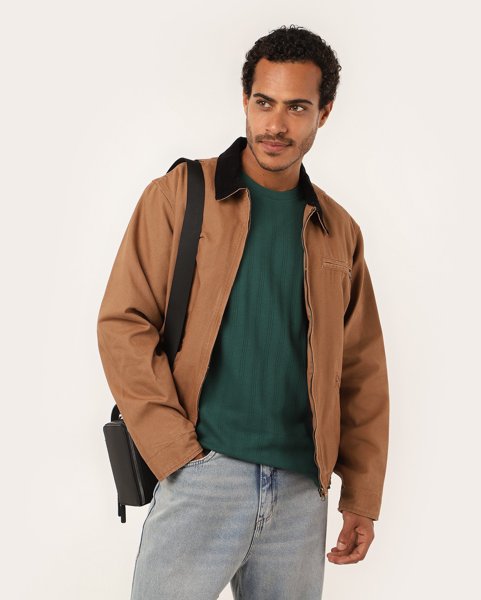 Camiseta masculina relaxed texturizada - Verde Escuro