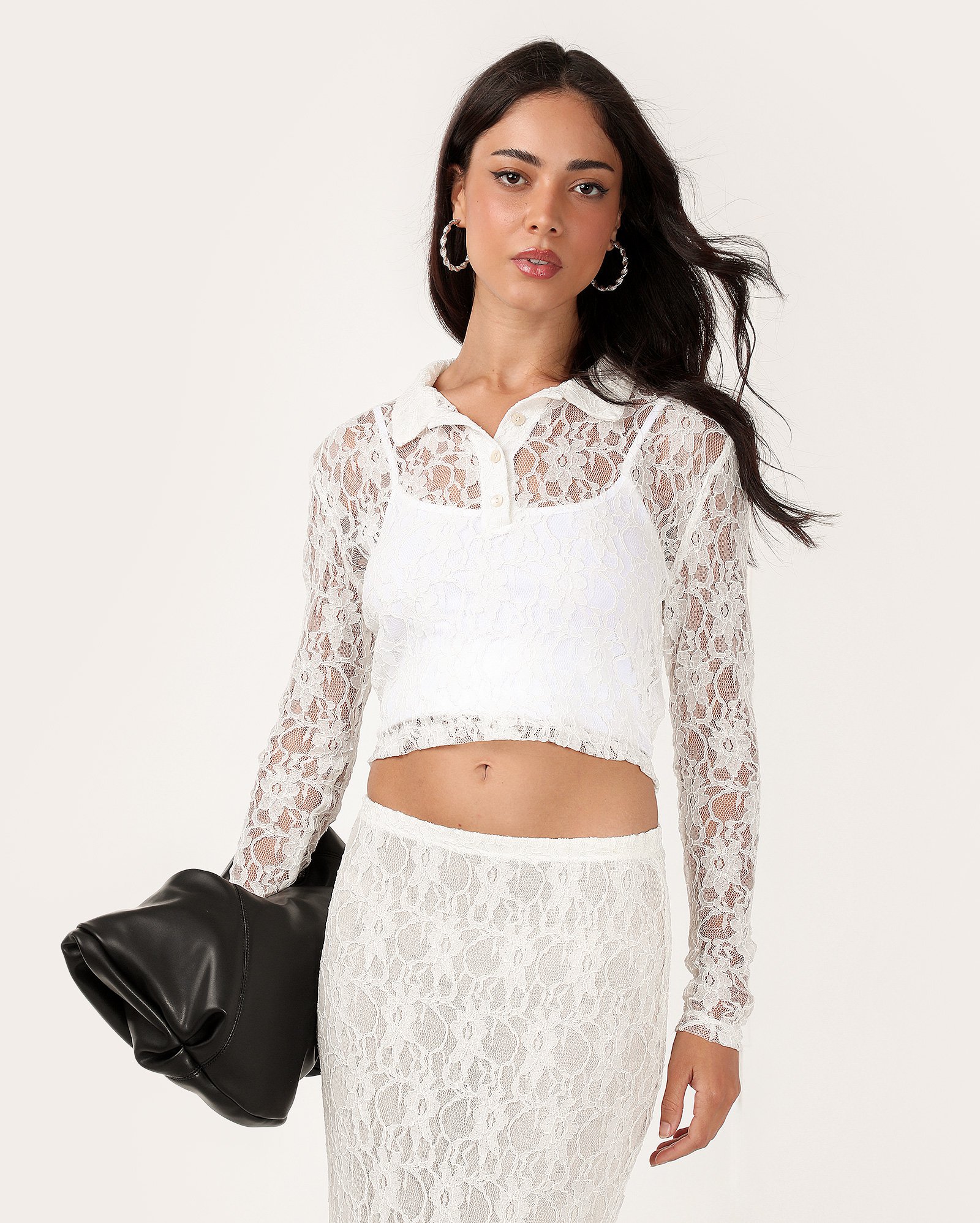 Camisa cropped manga longa rendada branca | Pool