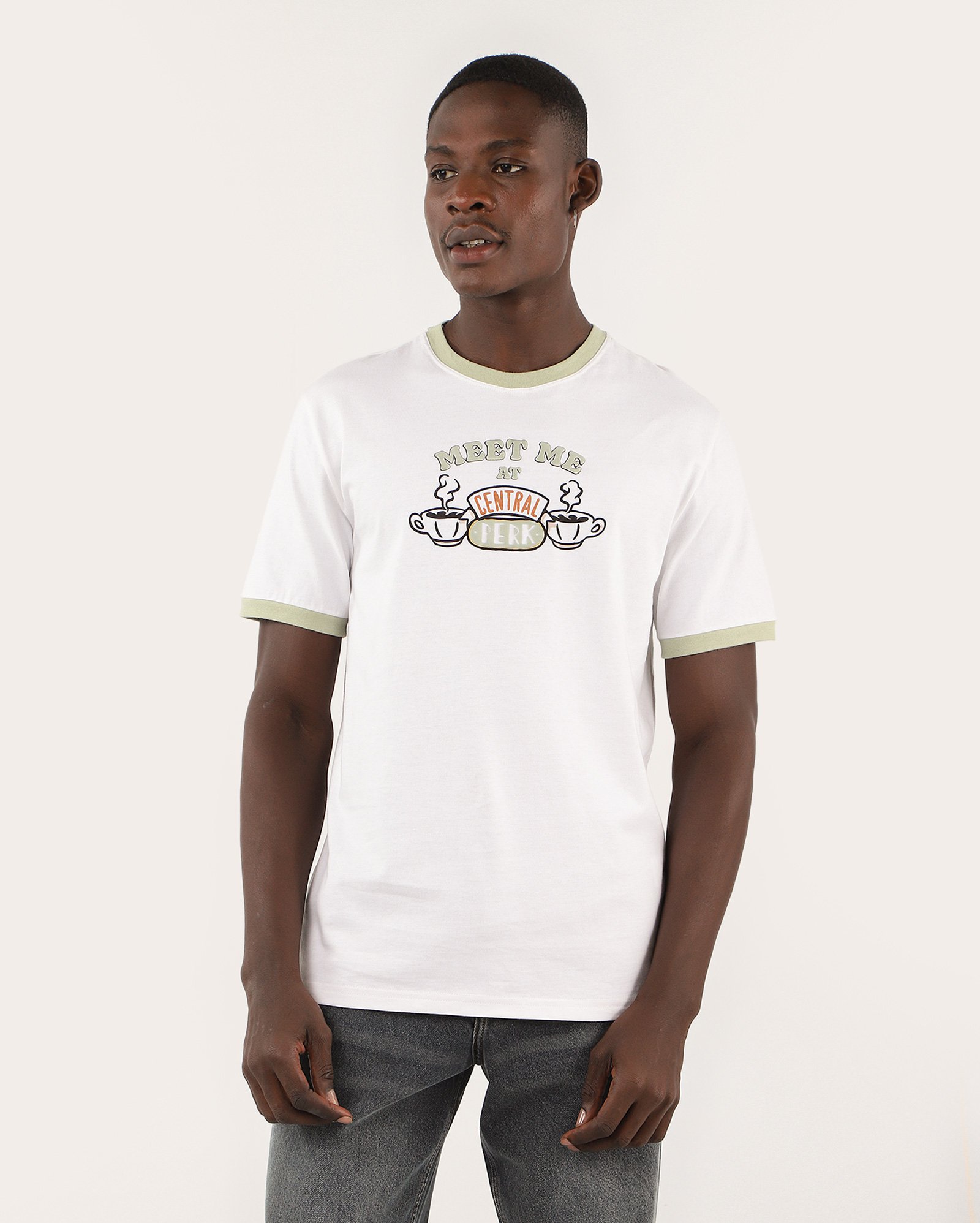 Camiseta masculina Friends Central Perk branca | FANLAB