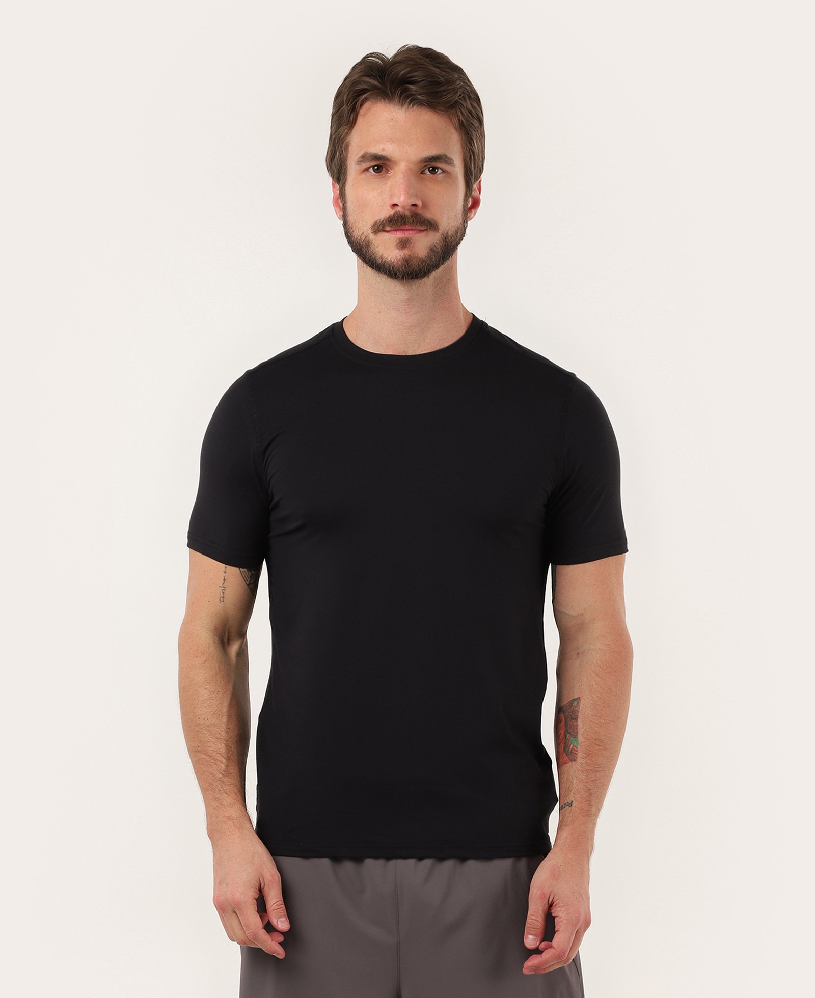Camiseta masculina de treino malha soft - Preto | BodyWork