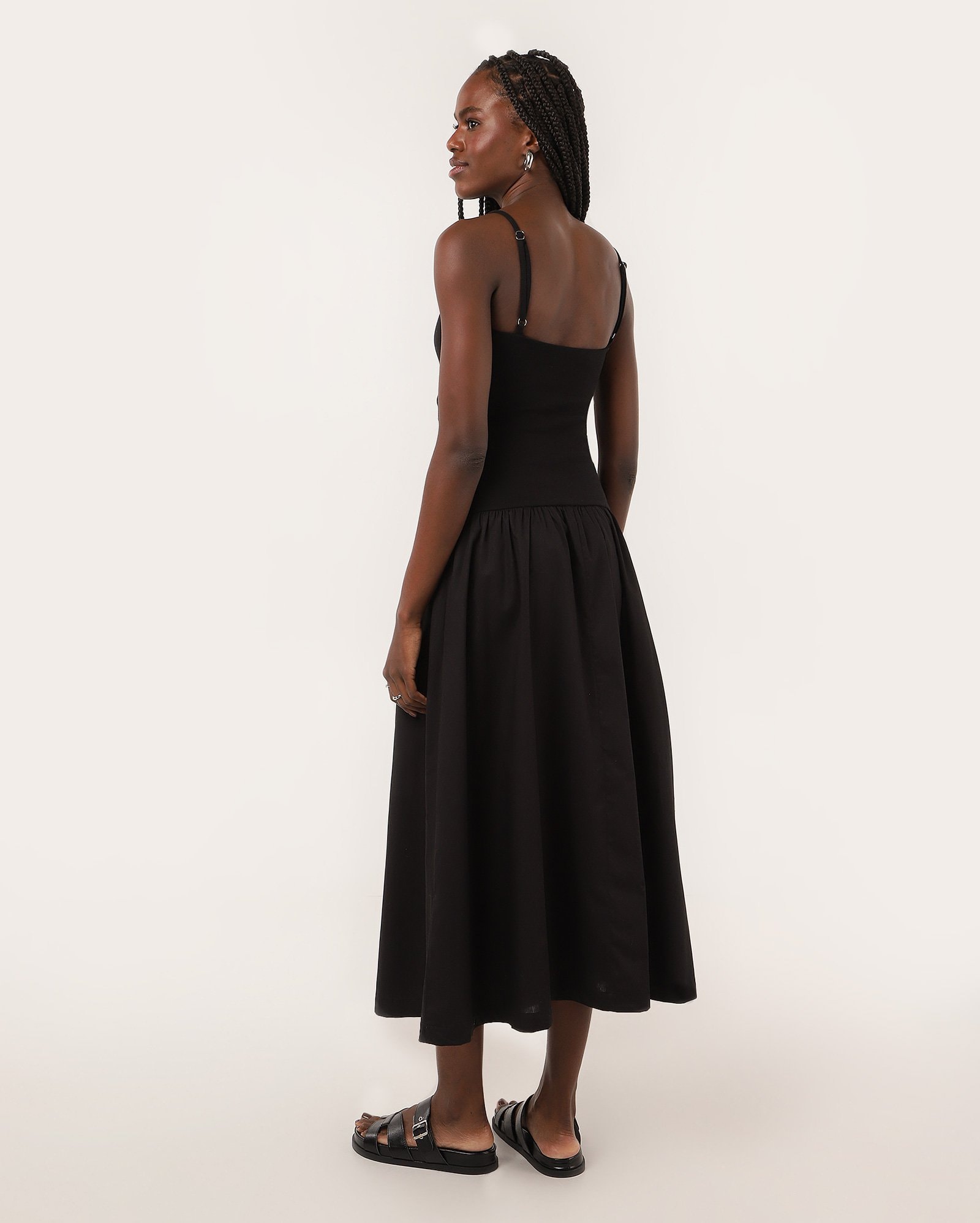Vestido midi evasê cintura baixa pássaro preto | Ceramiquinho + Riachuelo — foto 5