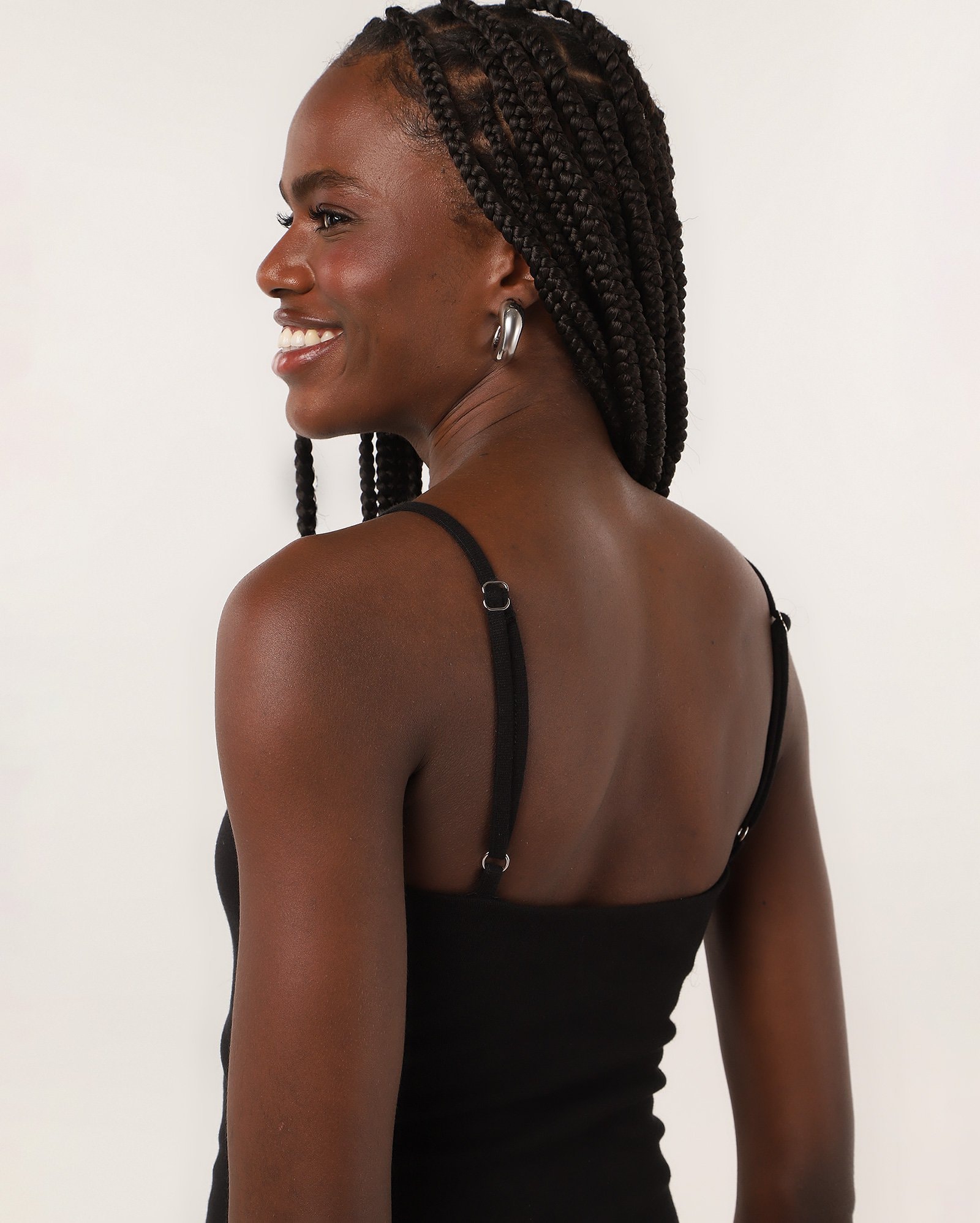 Vestido midi evasê cintura baixa pássaro preto | Ceramiquinho + Riachuelo — foto 4