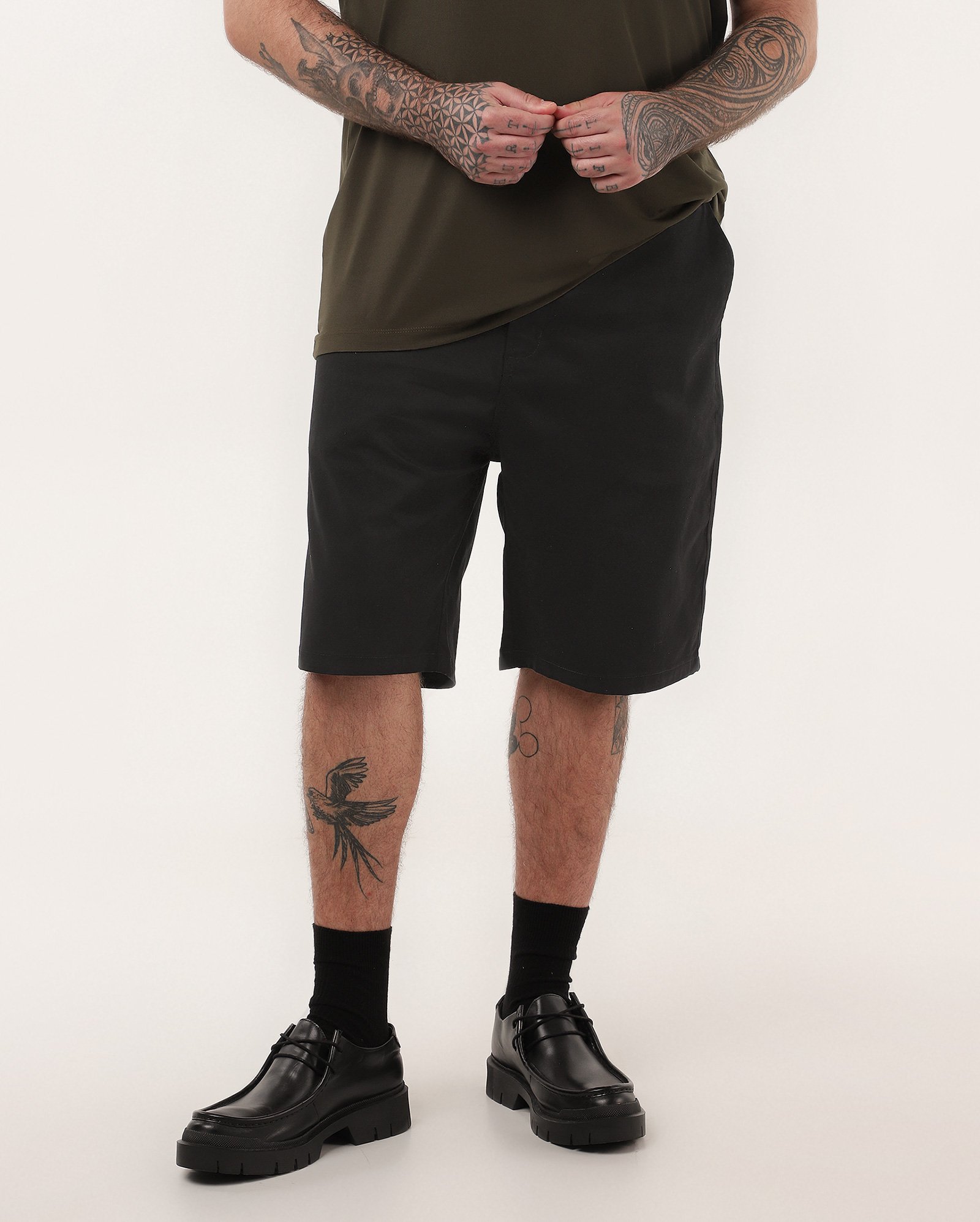 Bermuda sarja plus size masculina reta com cordão preta | Pool Jeans
