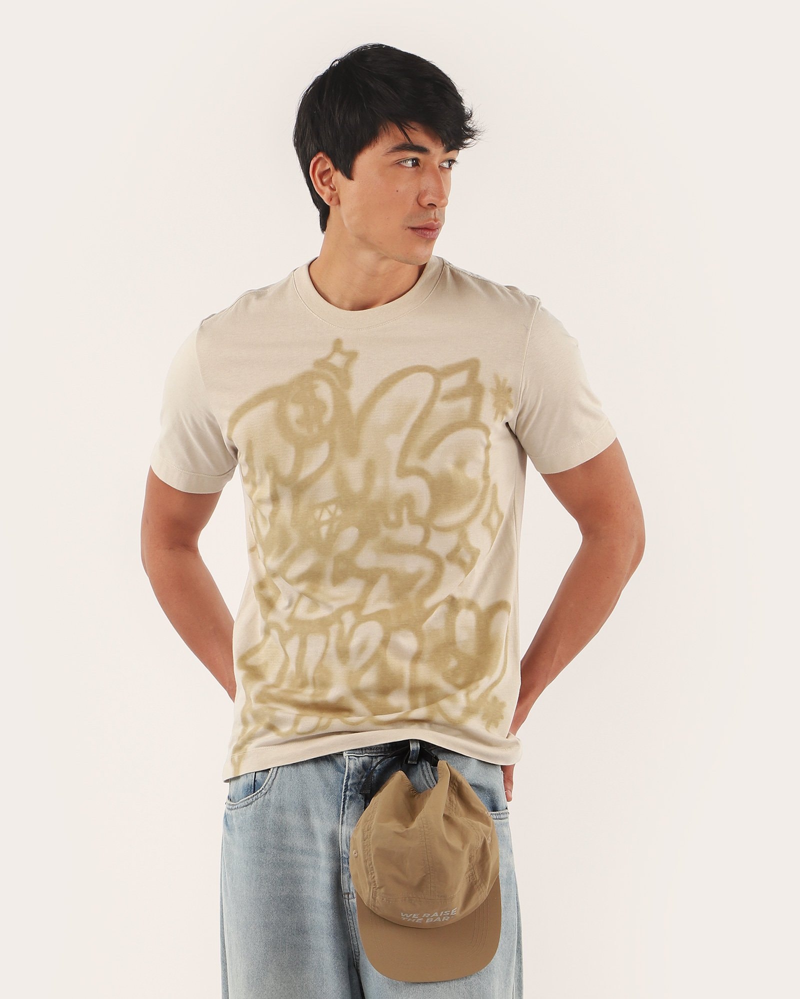 Camiseta masculina regular gola careca grafite bege | Pool