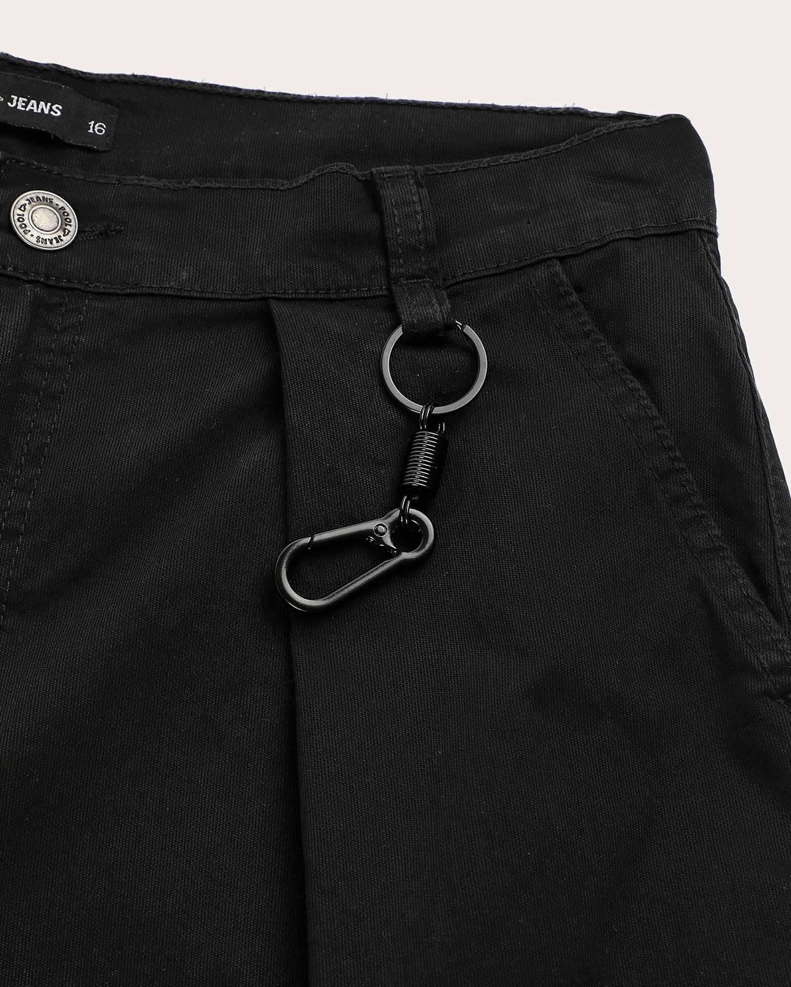 Calça black jeans juvenil loose com mosquetão | Pool