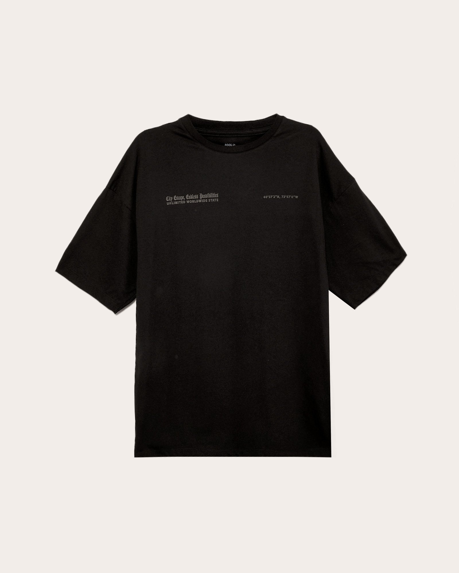 Camiseta juvenil oversized lettering preta | Pool