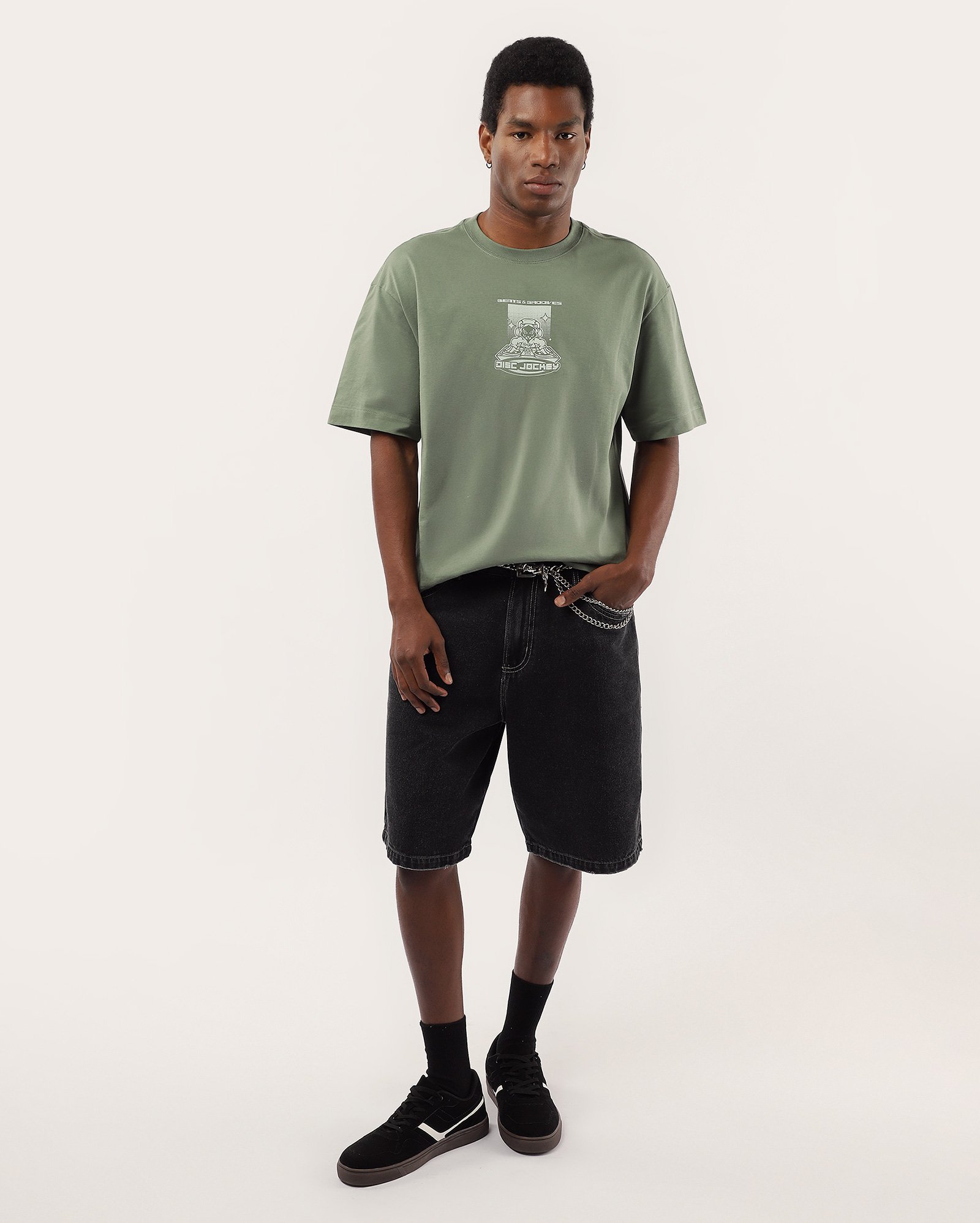 Riachuelo | Camiseta masculina boxy beats and grooves - verde