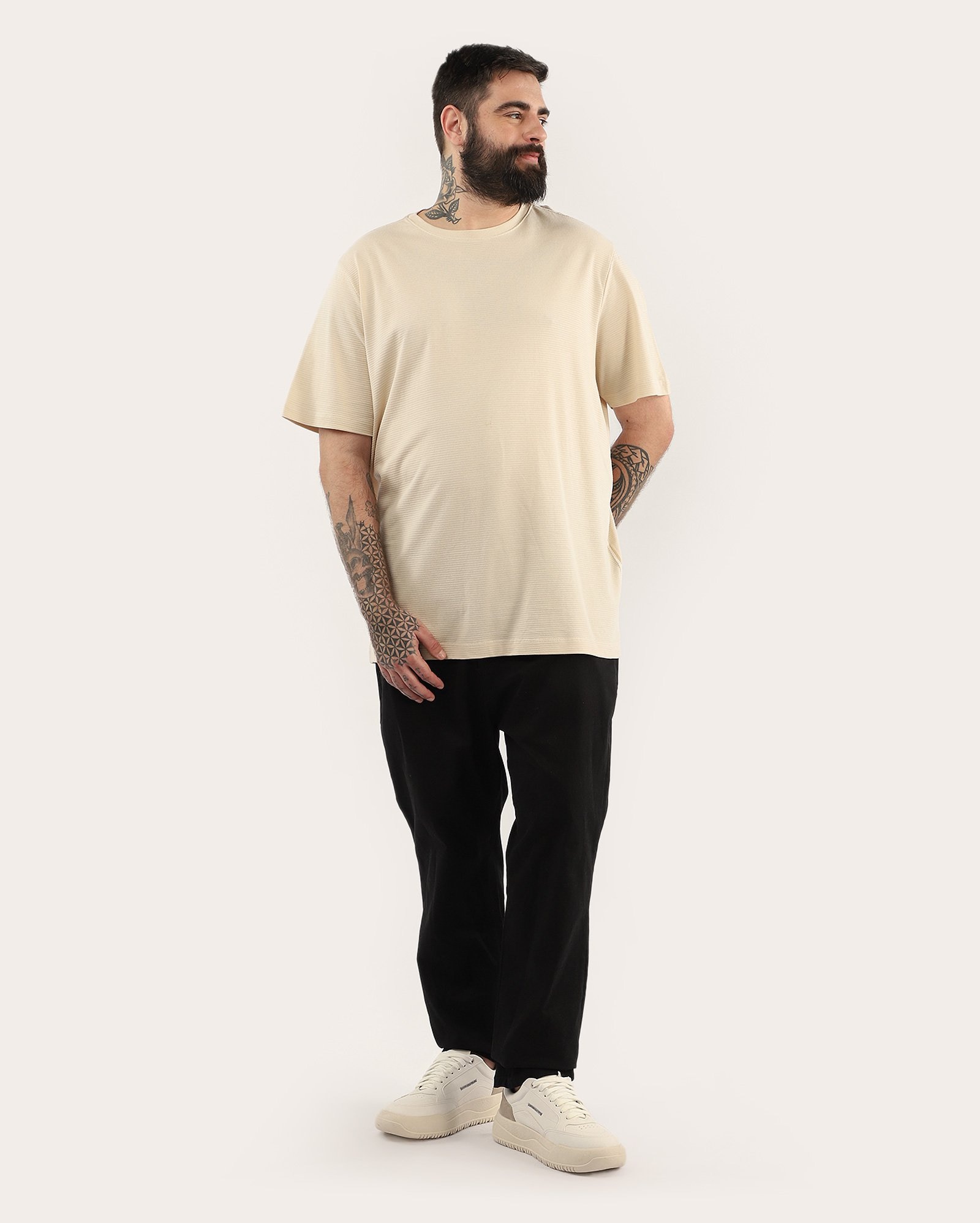 Camiseta plus size masculina regular texturizada - Bege Claro