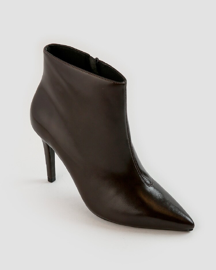 Riachuelo Bota feminina cano baixo salto fino marrom Riachuelo