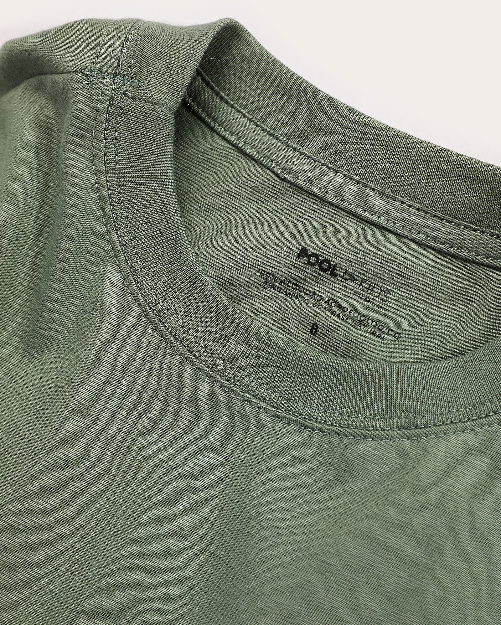 Camiseta infantil relaxed de algodão agroecológico 4-10A - Verde Musgo | Riachuelo