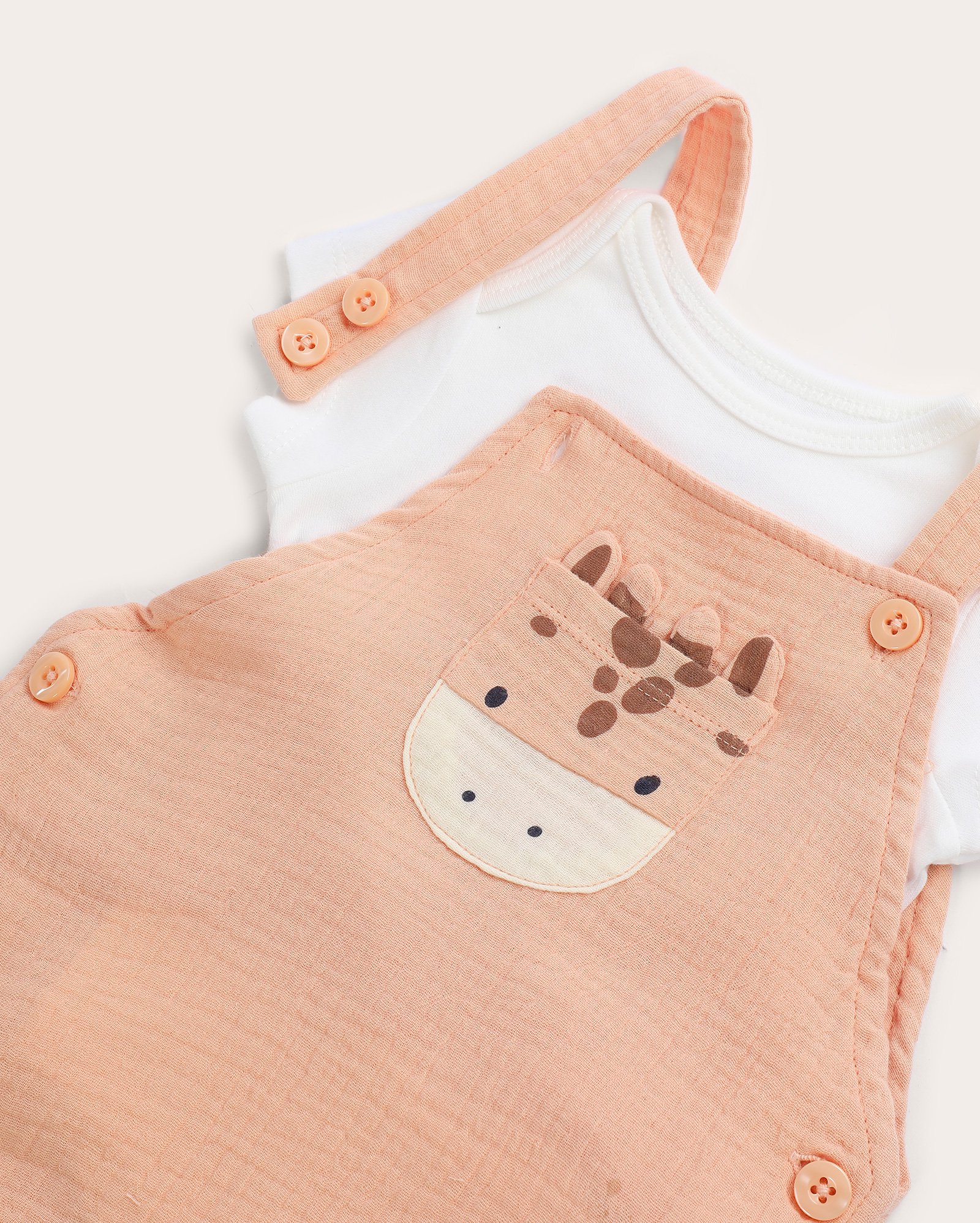 Jardineira bebê bolso girafa com body multicor