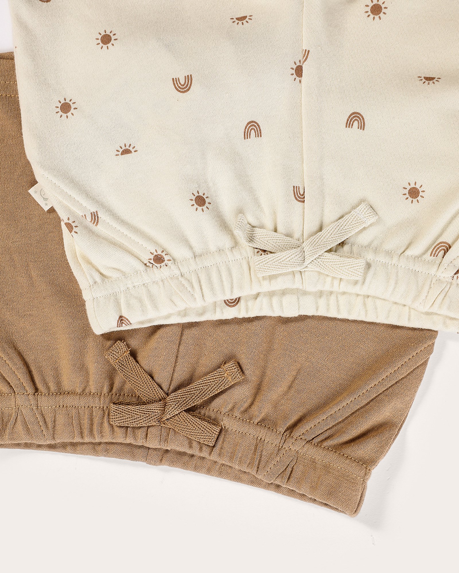 Kit short bebê 2 peças com elástico estampado bege | Baby Way