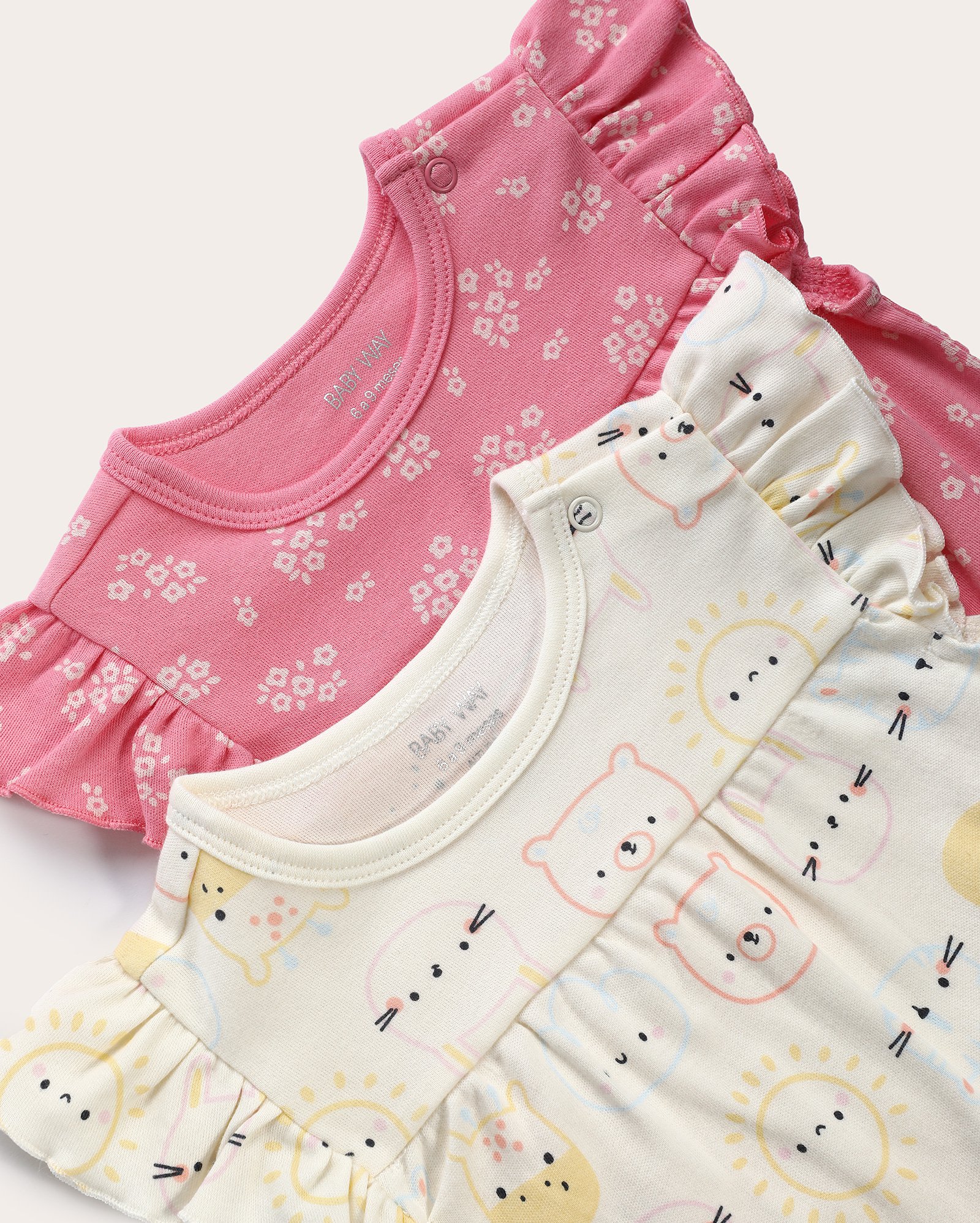 Kit macaquinho bebê 2 peças estampado multicor