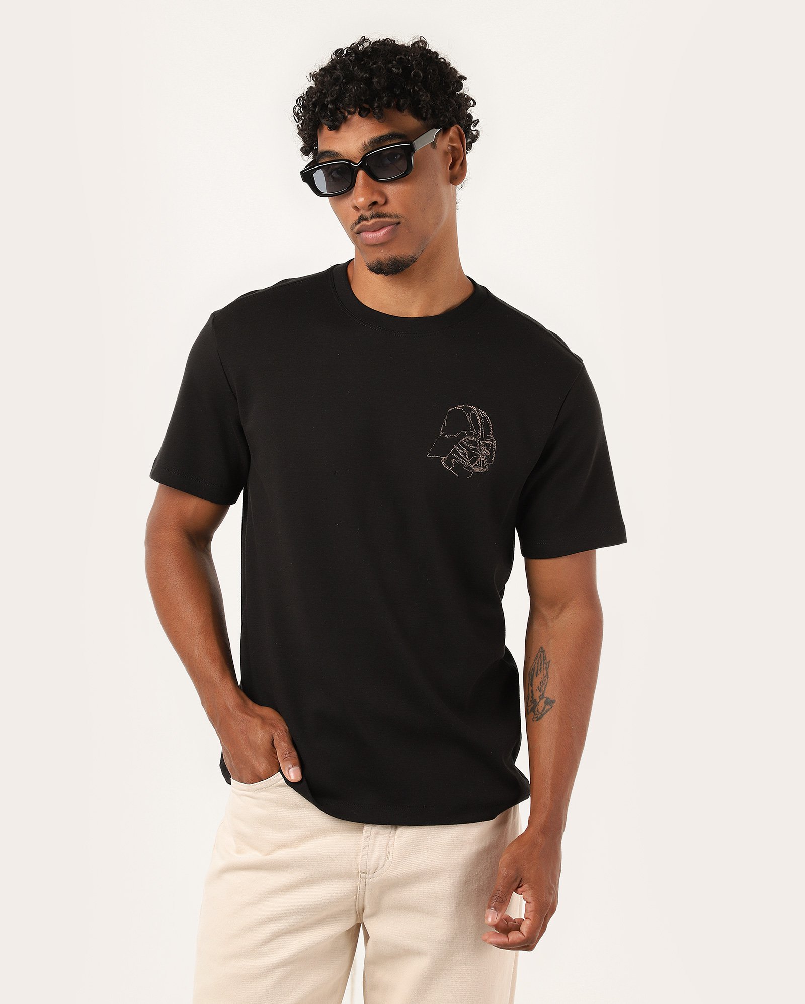 Camiseta masculina Darth Vader bordado preta | FANLAB